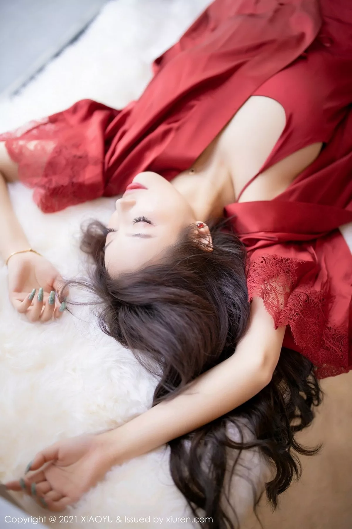 秀人集.com_[XiaoYu画语界]Vol.460_女神杨晨晨sugar红色蕾丝外衣配超薄黑丝裤袜秀翘臀诱惑写真71P