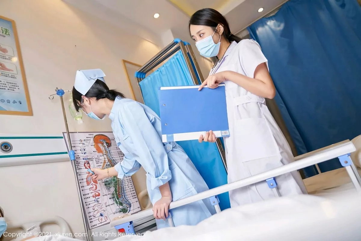 秀人集.com_[XiuRen秀人网]No.3060_嫩模九月生＆林子欣心愿旅拍医生护士剧情主题床上撩人诱惑写真85P