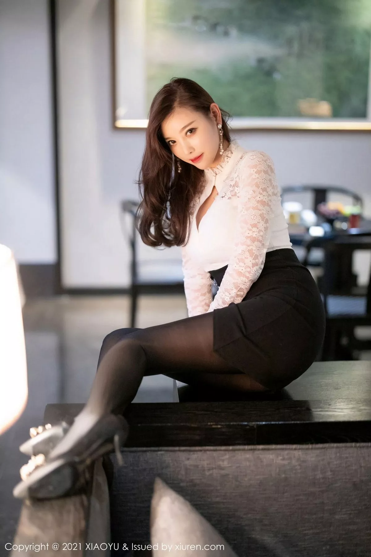 秀人集.com_[XiaoYu画语界]Vol.462_女神杨晨晨sugar厦门旅拍黑白着装露黑丝裤袜秀翘臀诱惑写真62P