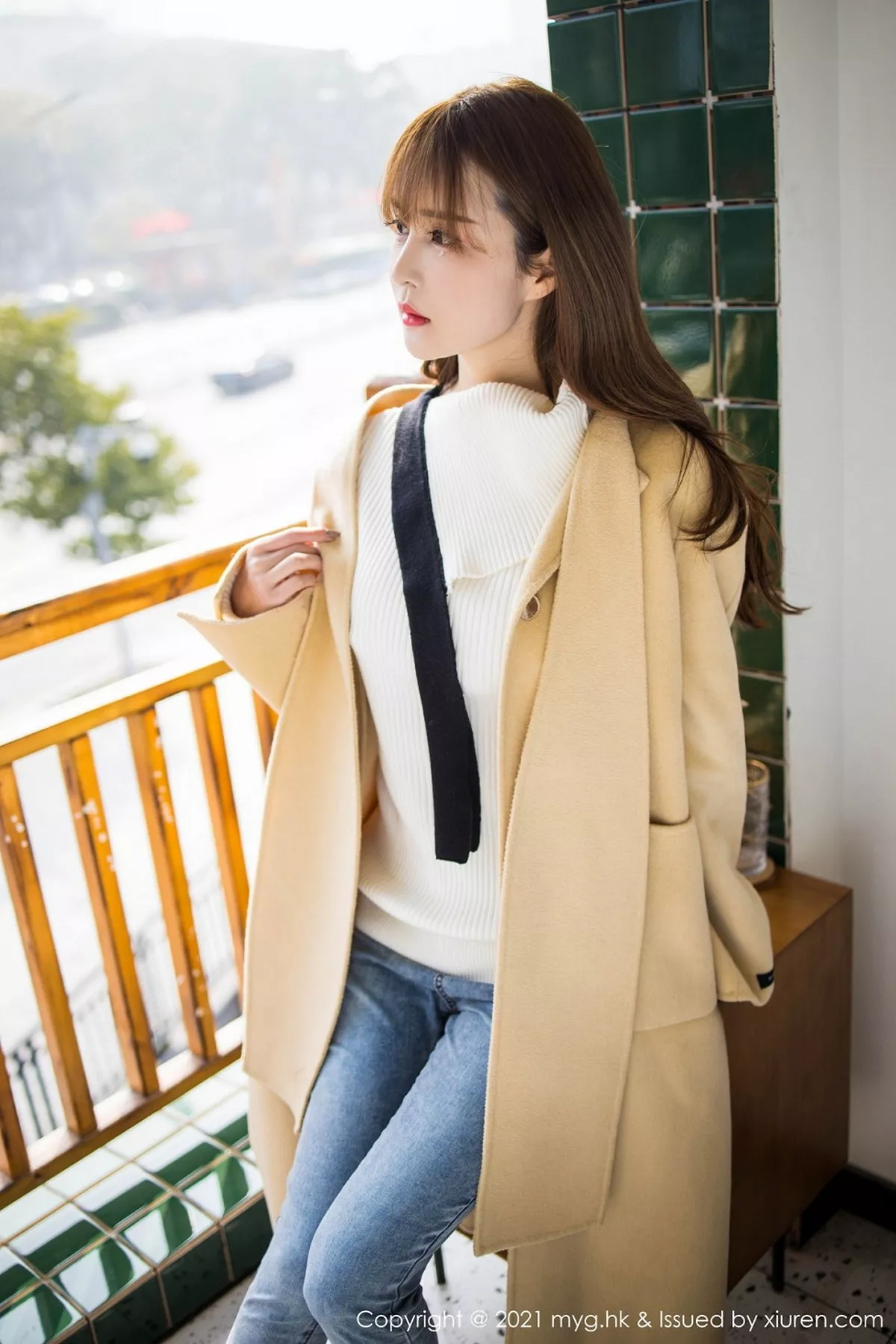 秀人集.com_[MyGirl美媛馆]Vol.487_嫩模小兜儿脱飒爽牛仔裤露无内黑丝裤袜秀翘臀极致魅惑写真78P