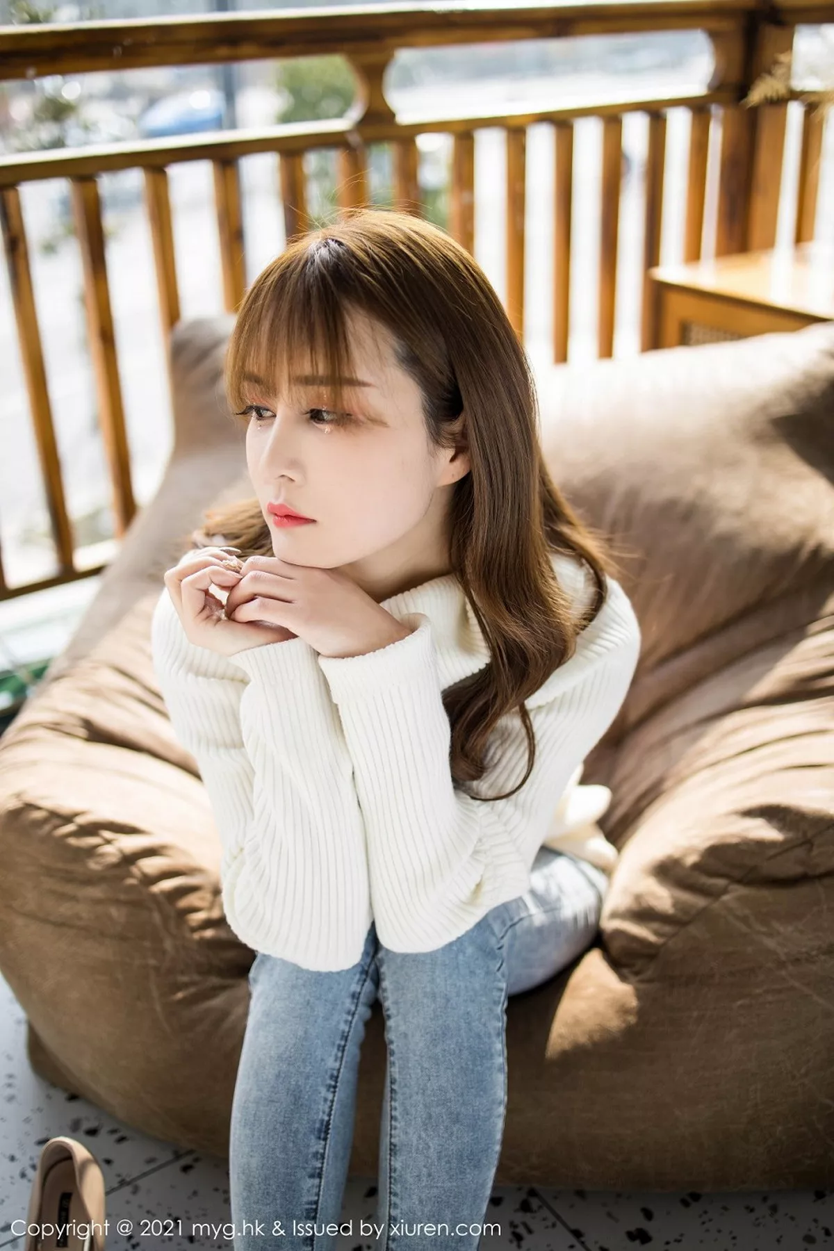 秀人集.com_[MyGirl美媛馆]Vol.487_嫩模小兜儿脱飒爽牛仔裤露无内黑丝裤袜秀翘臀极致魅惑写真78P