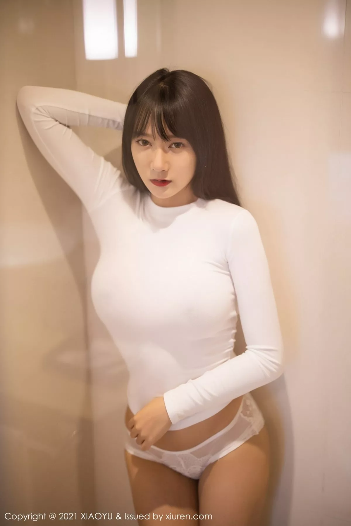 秀人集.com_[XiaoYu画语界]Vol.454_嫩模何嘉颖私房明亮浴室白色真空服饰配透视内裤诱惑写真62P