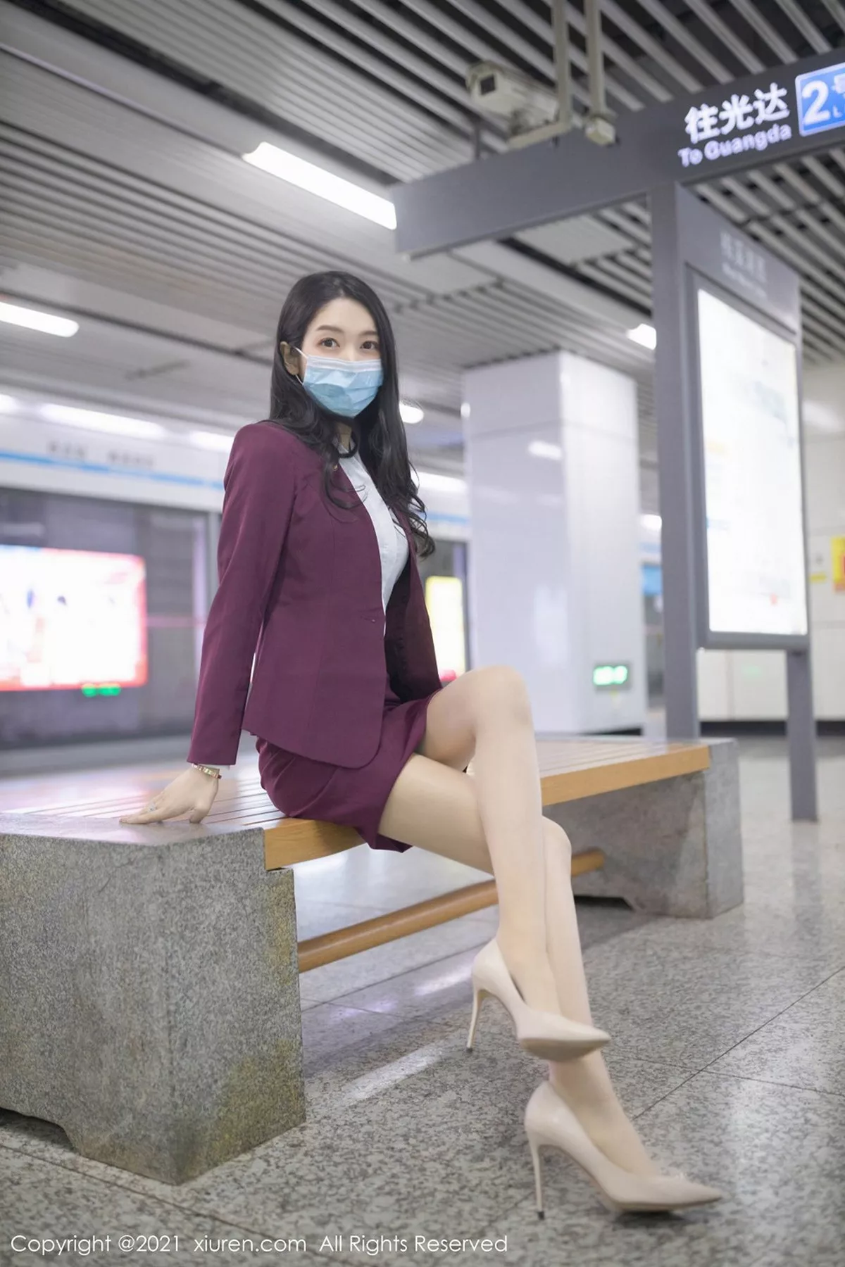秀人集.com_[XiuRen秀人网]No.3092_女神Angela小热巴末班地铁场景主题开档肉丝露蕾丝内裤诱惑写真87P