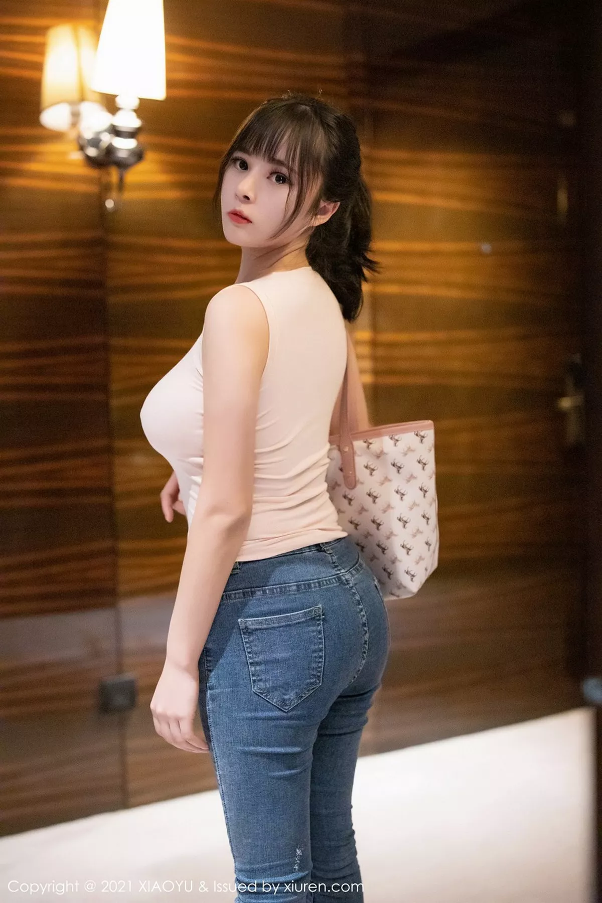 秀人集.com_[XiaoYu画语界]Vol.468_嫩模奈沐子私房薄透上衣真空无内激凸朦胧肉丝秀翘臀诱惑写真70P