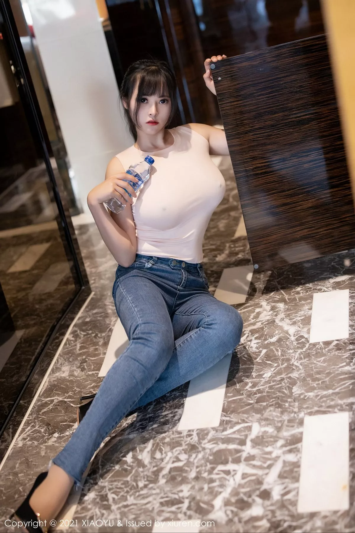 秀人集.com_[XiaoYu画语界]Vol.468_嫩模奈沐子私房薄透上衣真空无内激凸朦胧肉丝秀翘臀诱惑写真70P