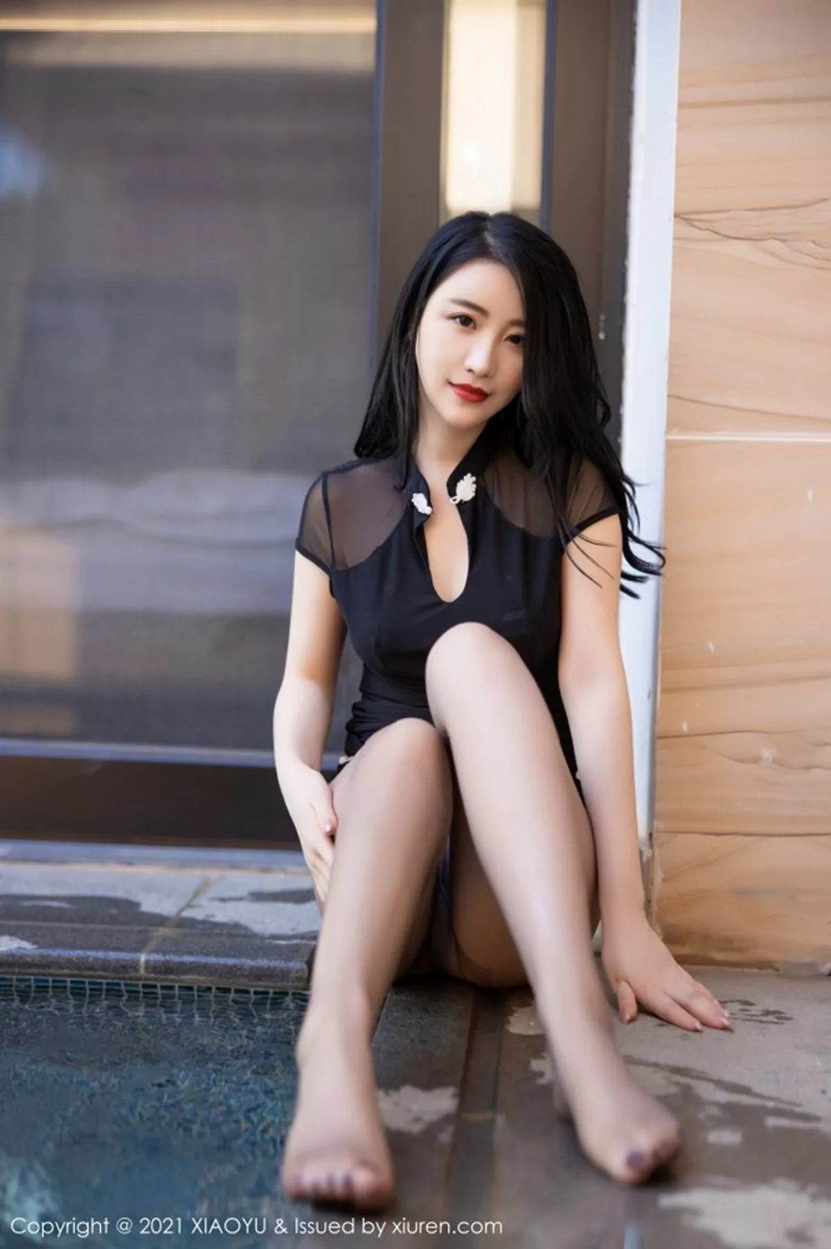 秀人集.com_[XiaoYu画语界]Vol.476_女神绯月樱-Cherry西双版纳旅拍典雅旗袍配黑丝裤袜诱惑写真53P