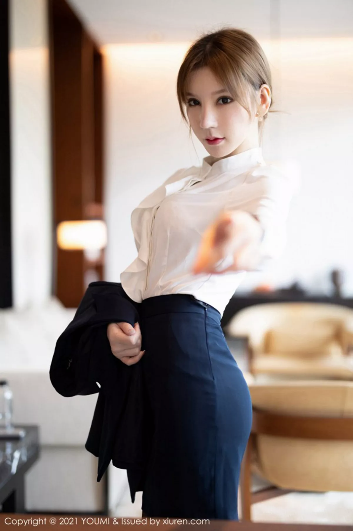秀人集.com_[YouMi尤蜜荟]Vol.606_女神周于希Sandy厦门旅拍女强人与下属剧情撩人姿势诱惑写真106P