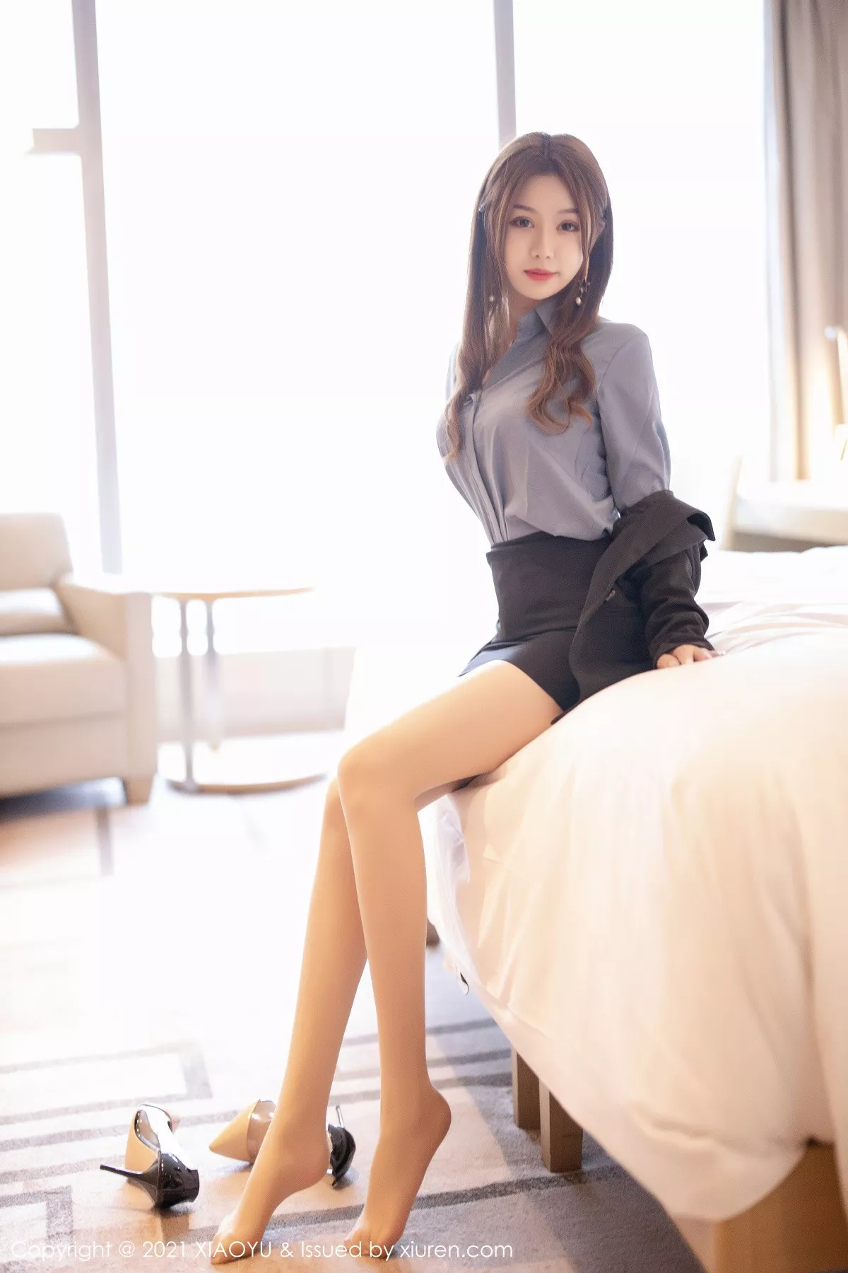 秀人集.com_[XiaoYu画语界]Vol.480_嫩模梦梵职场OL制服私房脱黑短裙露无内肉丝裤袜诱惑写真60P