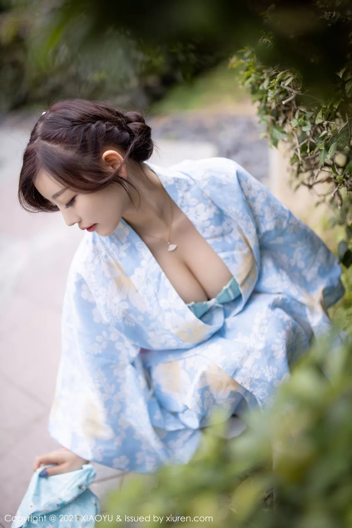 秀人集.com_[XiaoYu画语界]Vol.482_女神杨晨晨sugar厦门旅拍户外日式和服系列半脱撩人诱惑写真80P