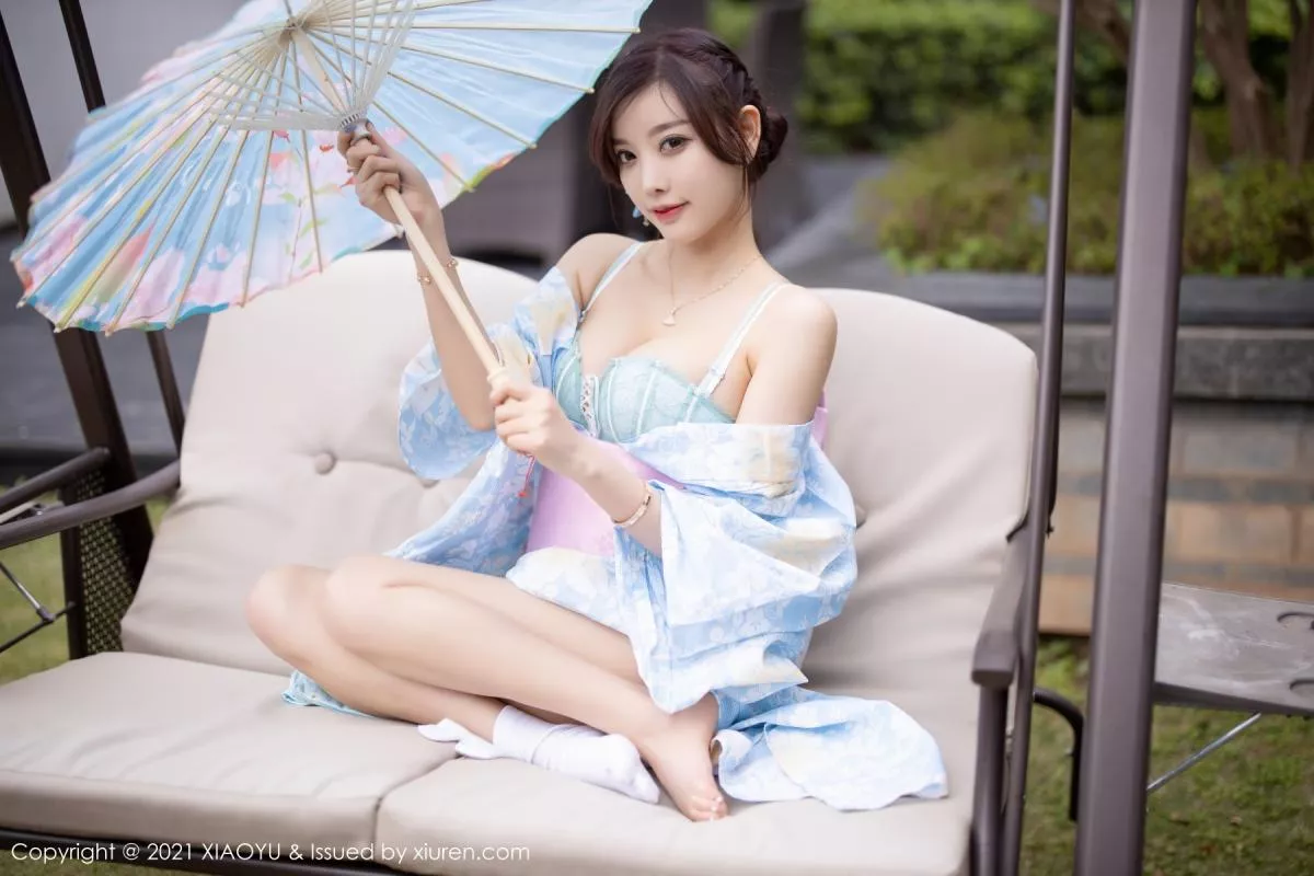 秀人集.com_[XiaoYu画语界]Vol.482_女神杨晨晨sugar厦门旅拍户外日式和服系列半脱撩人诱惑写真80P