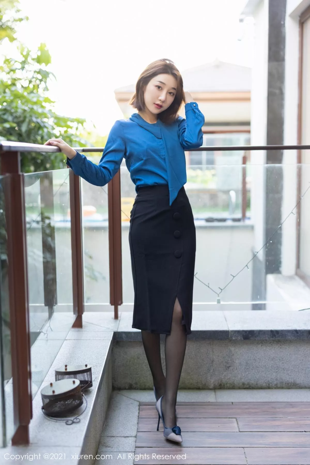 秀人集.com_[XiuRen秀人网]No.3182_嫩模九月生职场秘书OL制服主题超薄黑丝裤袜秀翘臀诱惑写真47P