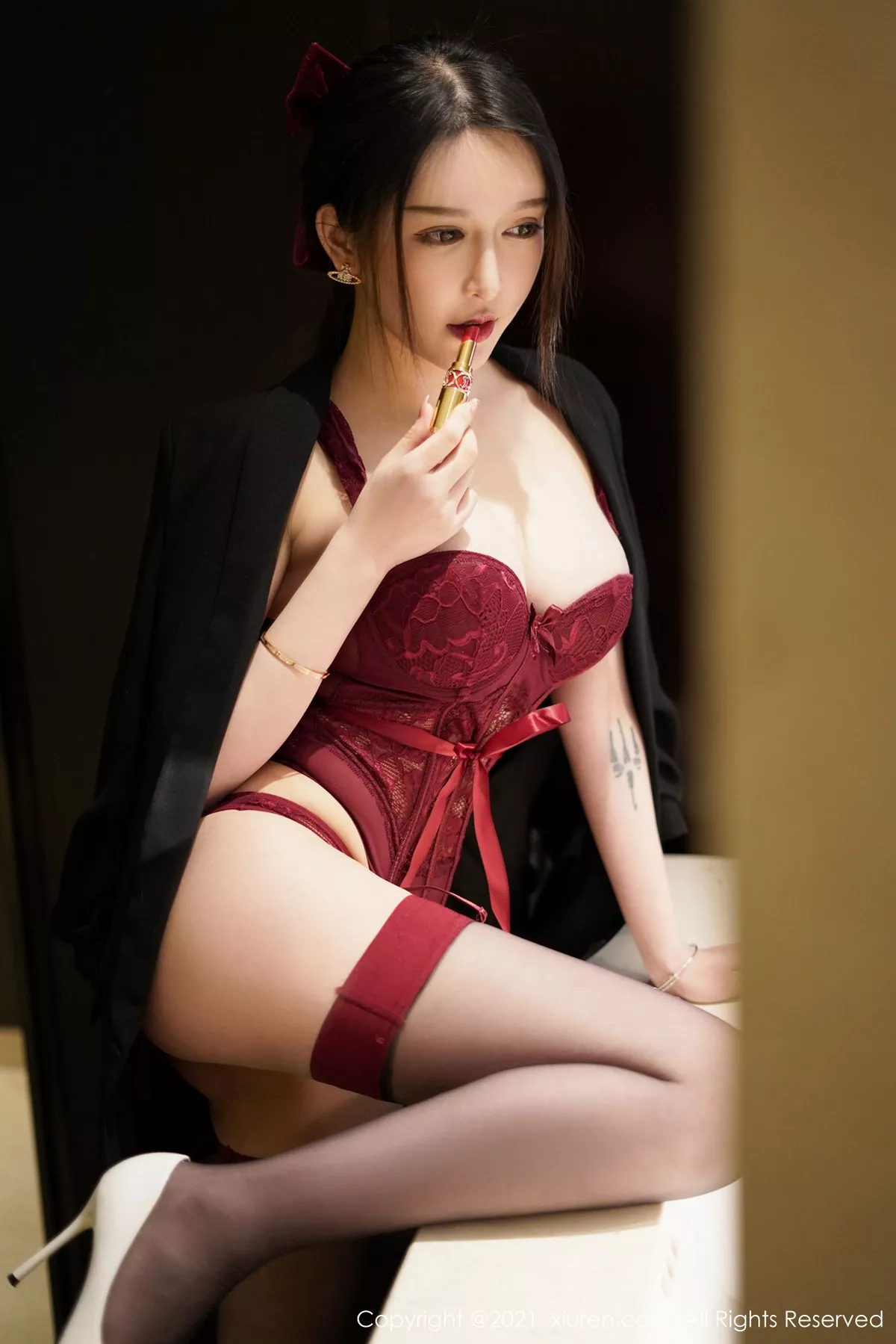 秀人集.com_[XiuRen秀人网]No.3204_嫩模玉兔miki红色情趣内衣主题私房黑丝吊袜秀完美身材诱惑写真65P