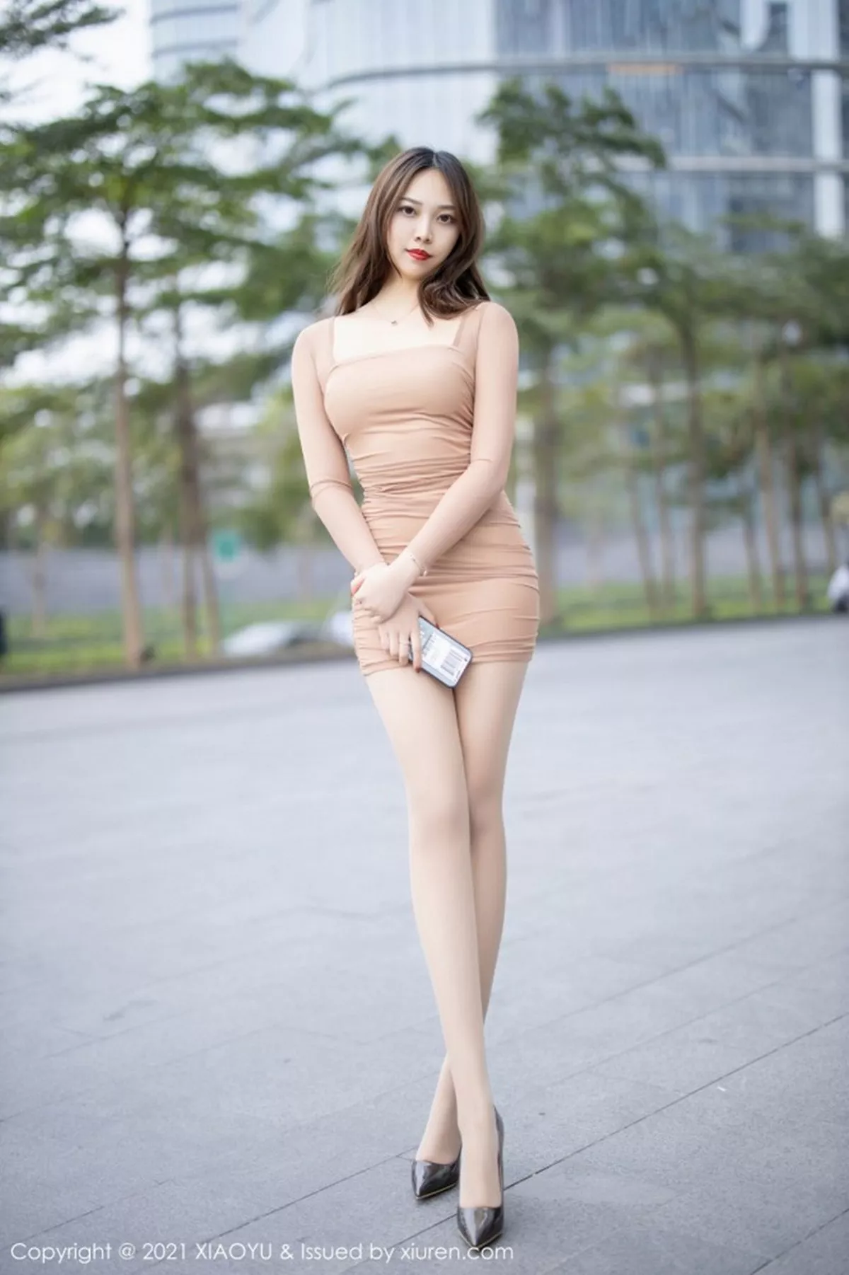 秀人集.com_[XiaoYu画语界]Vol.471_嫩模郑颖姗Bev紧身连身裙半撩露无内肉丝裤袜秀翘臀诱惑写真66P
