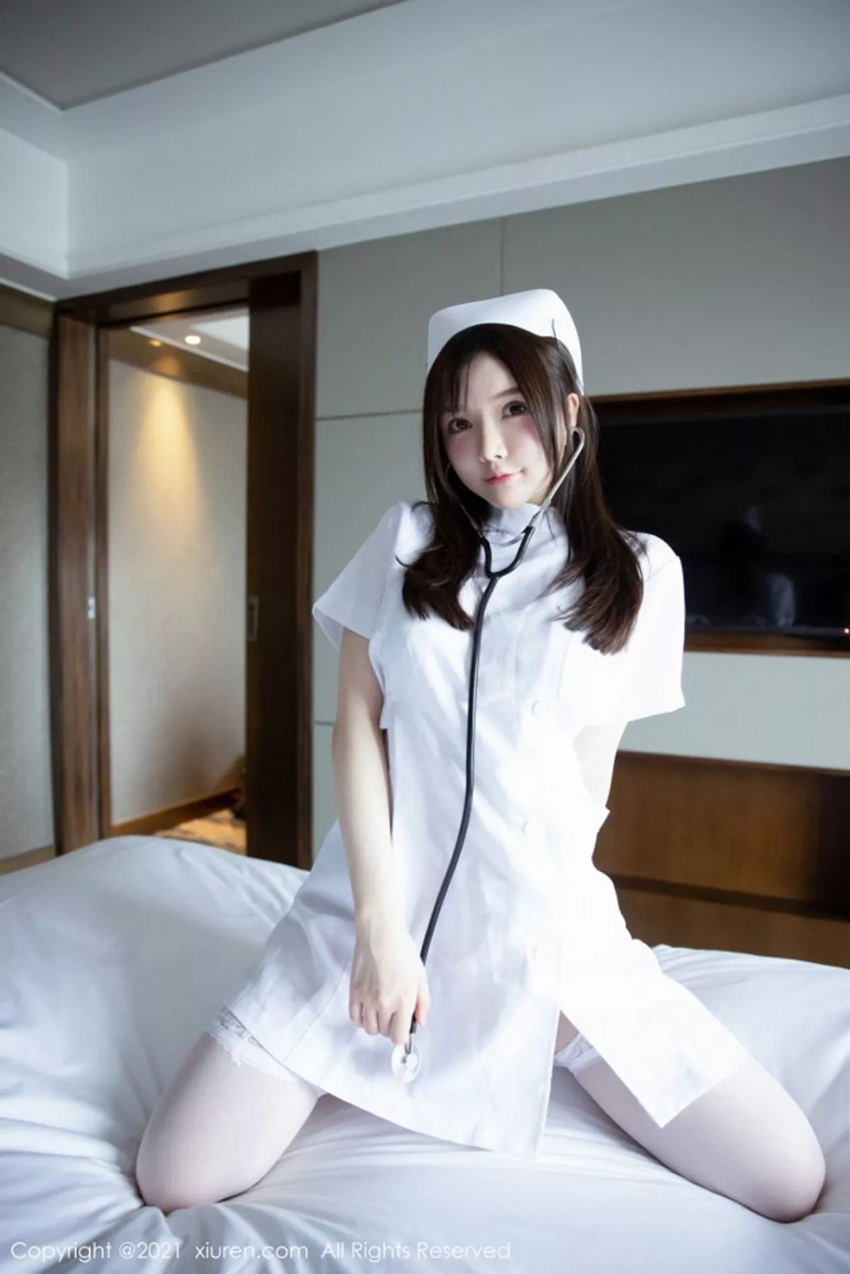 秀人集.com_[XiuRen秀人网]No.3114_女神糯美子Mini洁白护士制服主题私房蕾丝内衣秀豪乳翘臀诱惑写真54P