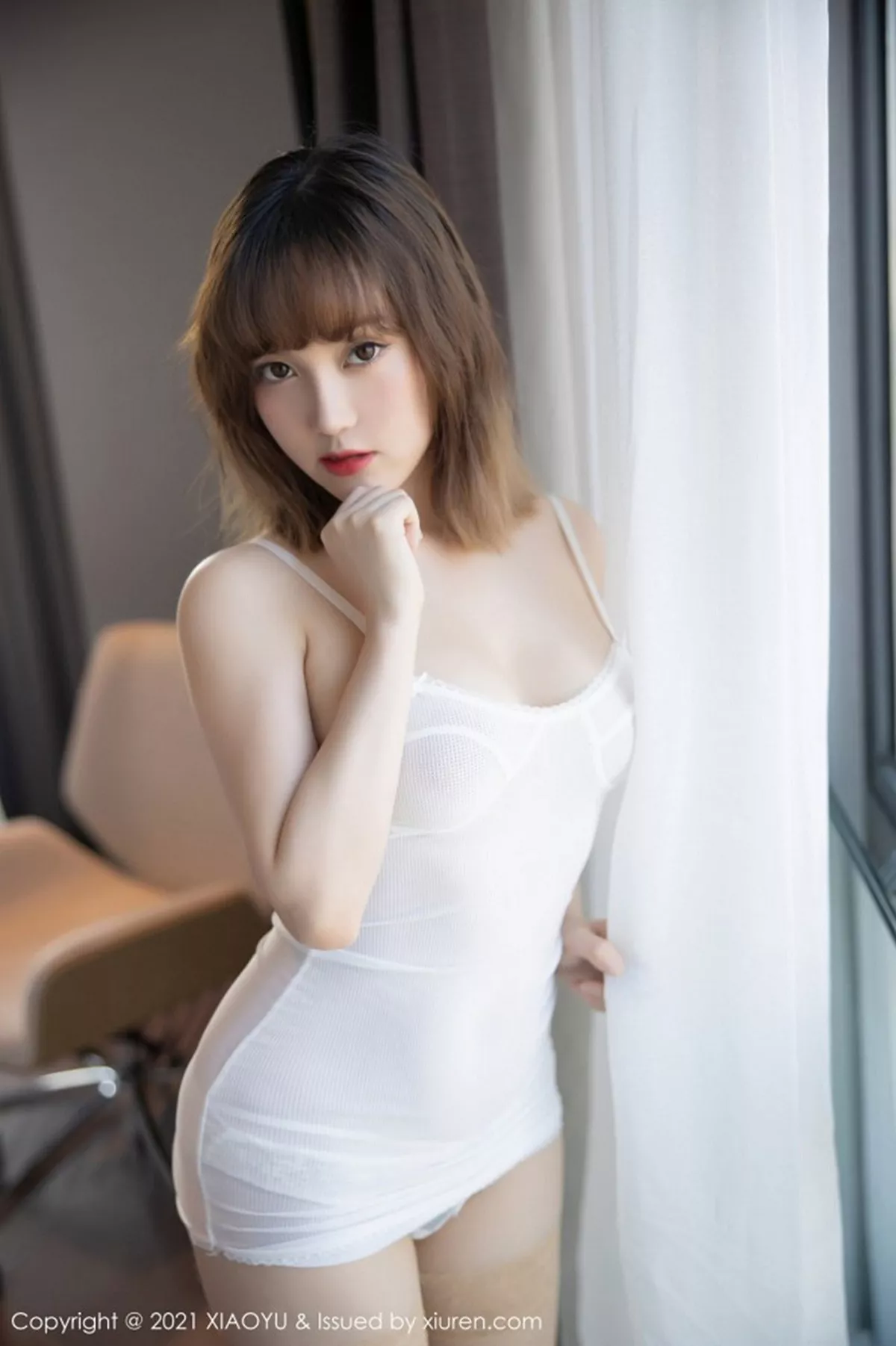秀人集.com_[XiaoYu画语界]Vol.474_嫩模豆瓣酱私房床上白色吊带内衣配蕾丝内裤超薄肉丝诱惑写真70P