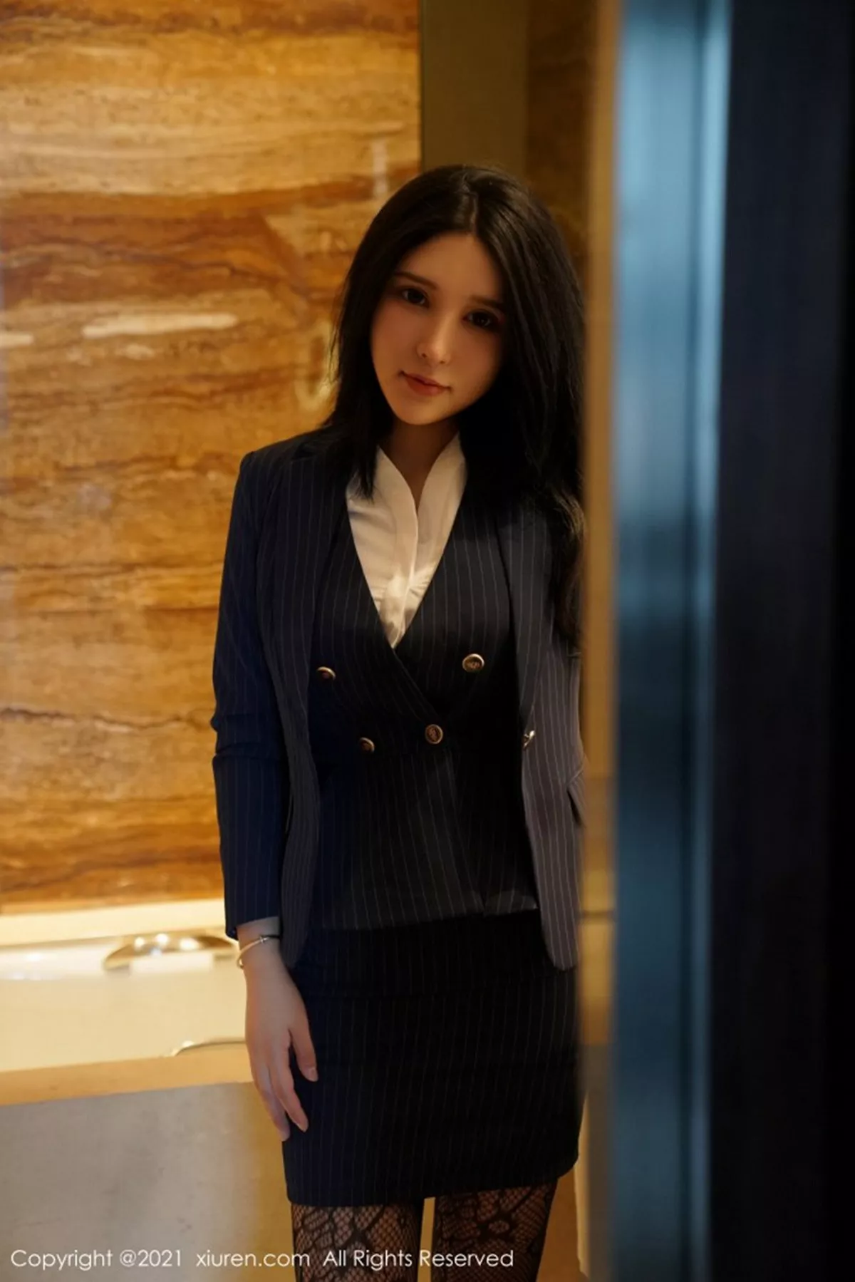 秀人集.com_[XiuRen秀人网]No.3124_嫩模姝姝不是妹妹职场制服OL主题镂空内衣配黑丝网袜魅惑写真64P