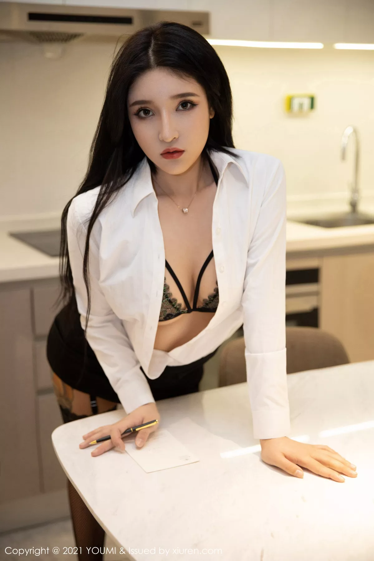 秀人集.com_[YouMi尤蜜荟]Vol.618_嫩模姝姝不是妹妹私房半脱露黑色内衣蕾丝吊袜完美诱惑写真40P