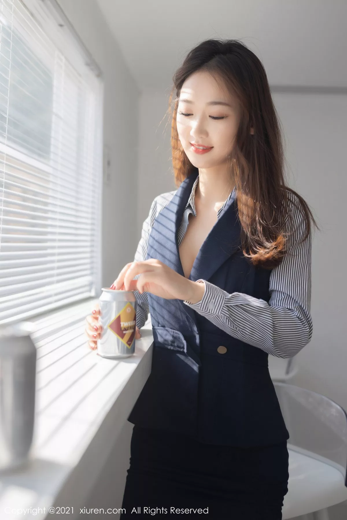 秀人集.com_[XiuRen秀人网]No.3241_嫩模唐安琪推销员主题商店半脱露性感红色内衣肉丝裤袜诱惑写真83P