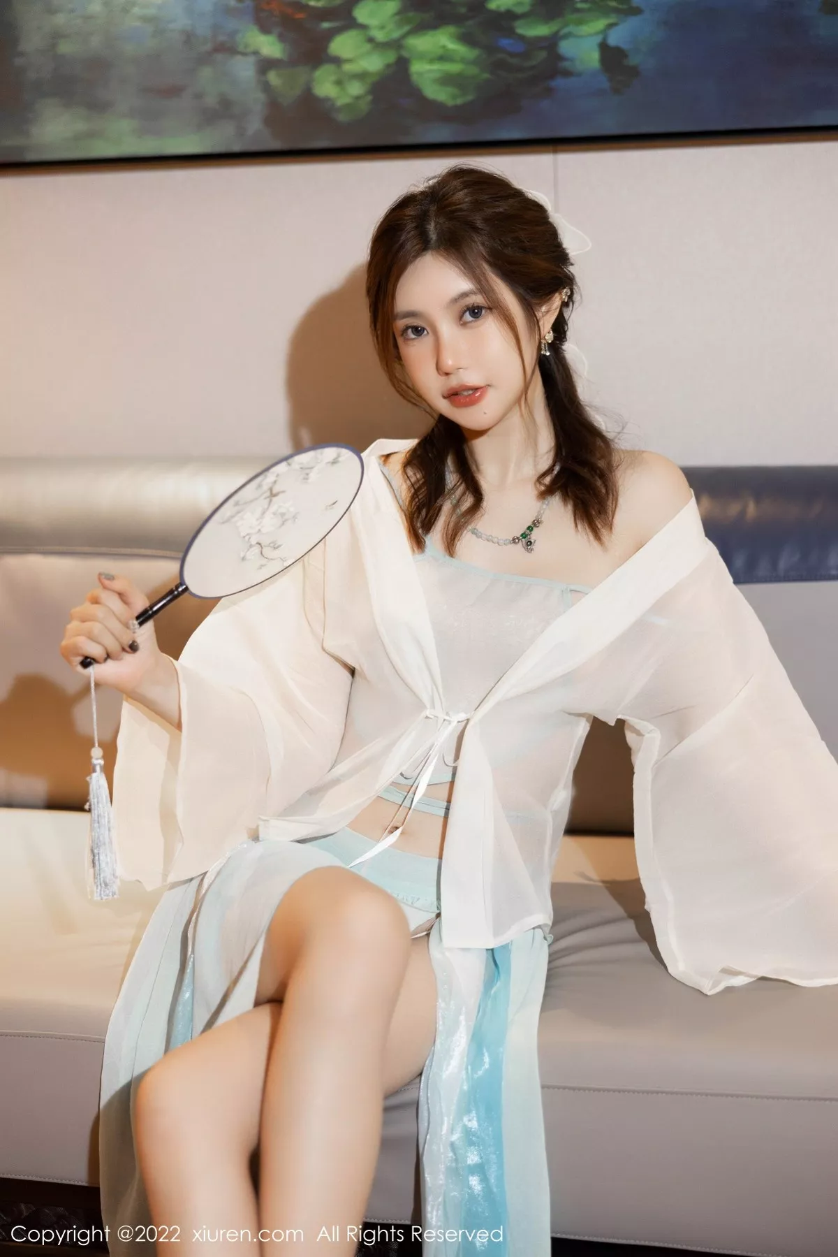 秀人集.com_[XiuRen秀人网]No.5219_女神绮里嘉ula海南心愿旅拍白色轻透古装肚兜秀完美身材诱惑写真62P