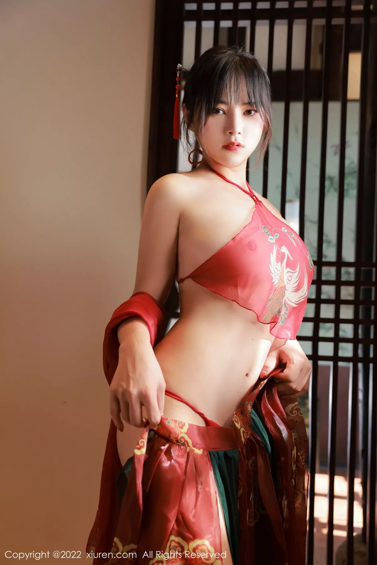 秀人集.com_[XiuRen秀人网]No.5222_模特奈沐子澳门旅拍室内场景红色轻透古装肚兜配丁字裤诱惑写真47P