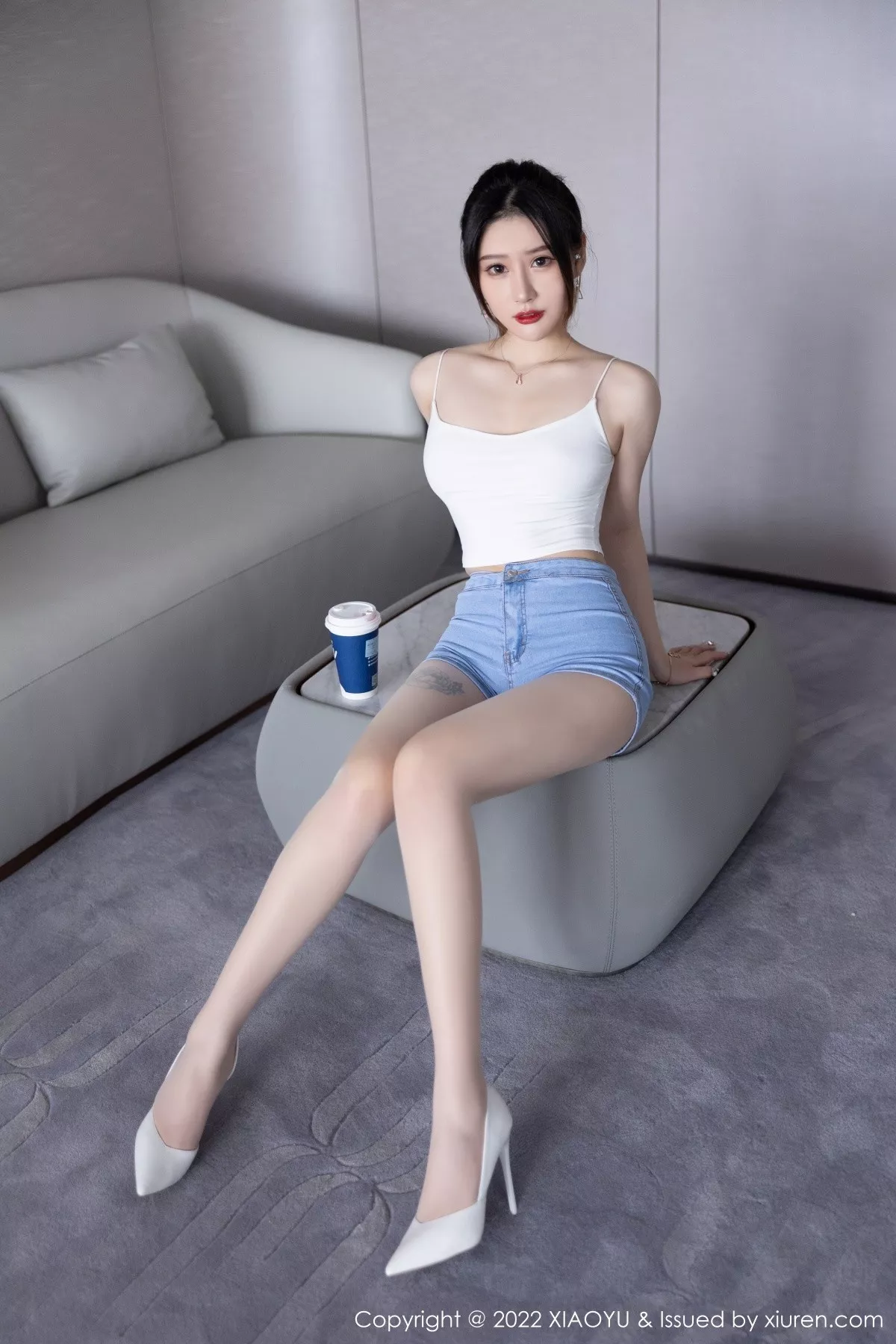 秀人集.com_[XiaoYu画语界]Vol.813_模特张欣欣私房浴室白色轻透吊带配超薄无内肉丝撩人诱惑写真73P
