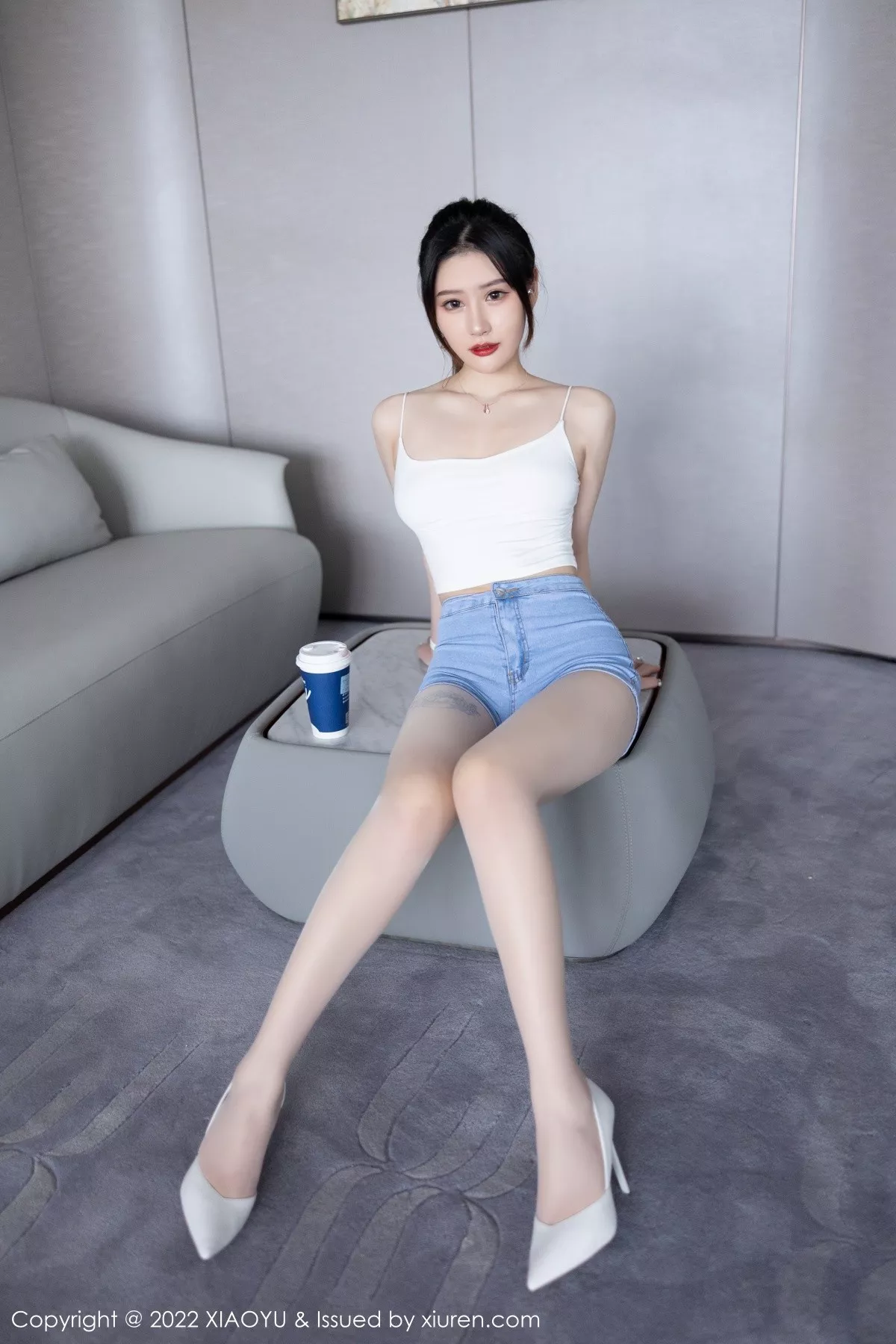 秀人集.com_[XiaoYu画语界]Vol.813_模特张欣欣私房浴室白色轻透吊带配超薄无内肉丝撩人诱惑写真73P
