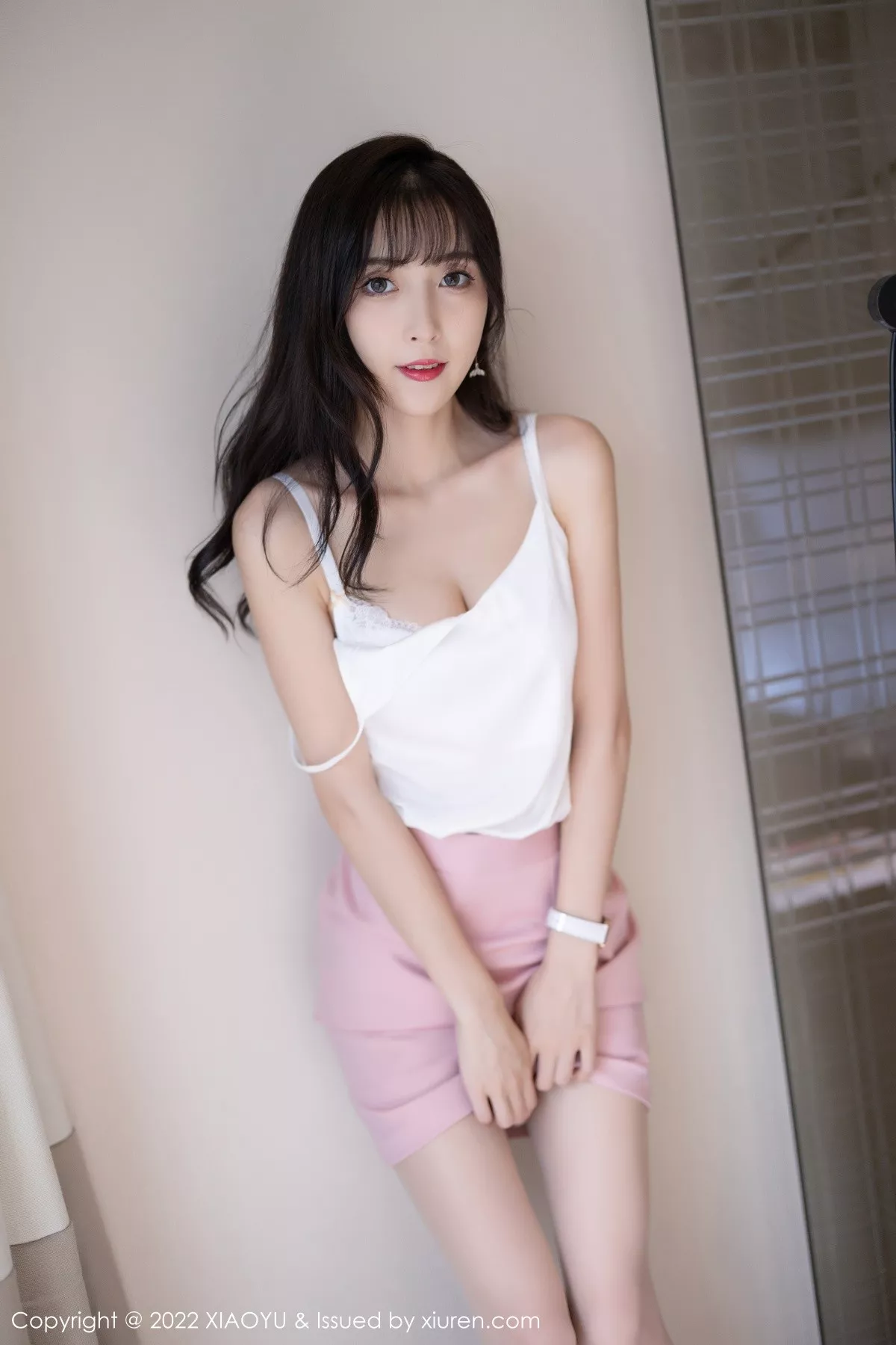 秀人集.com_[XiaoYu画语界]Vol.815_模特林星阑脱粉色职业装露性感白色蕾丝内衣配超薄肉丝诱惑写真86P