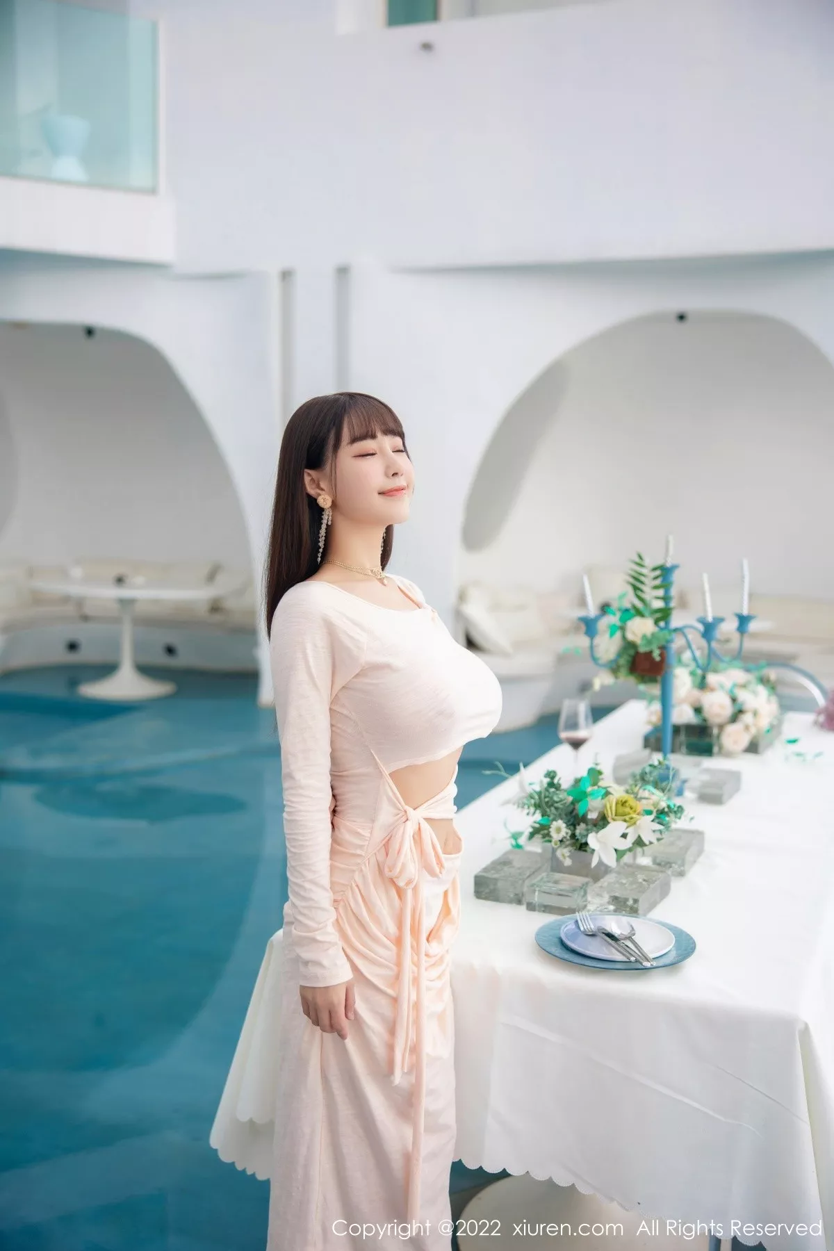 秀人集.com_[XiuRen秀人网]No.5248_女神朱可儿Flora大理旅拍浅色镂空连衣裙配超薄肉丝撩人诱惑写真90P