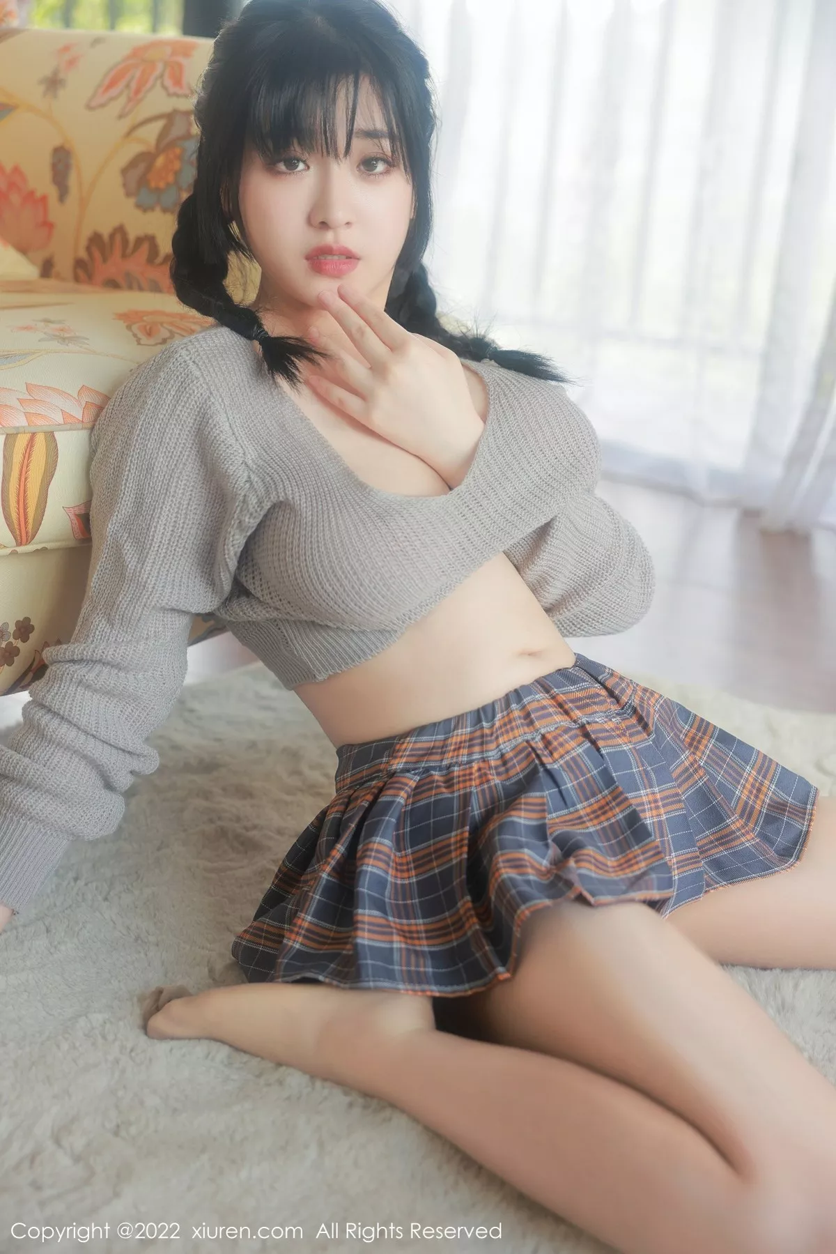 秀人集.com_[XiuRen秀人网]No.5259_模特奶酥私房性感灰毛衣配格子裙超薄肉丝秀丰乳肥臀诱惑写真46P