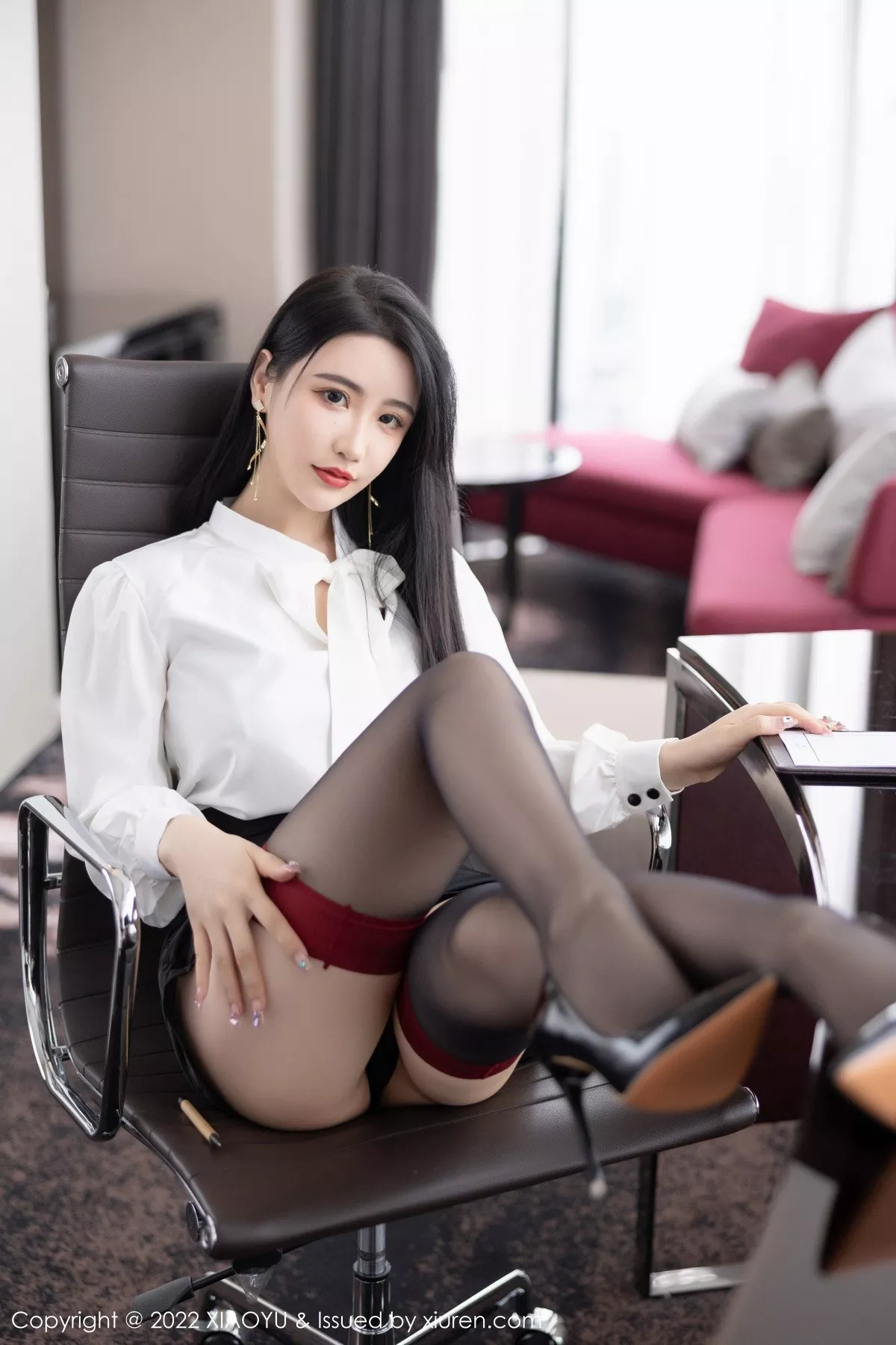 秀人集.com_[XiaoYu画语界]Vol.819_女神Cherry樱桃酱秘书角色装黑色轻透服饰秀完美身材诱惑写真83P
