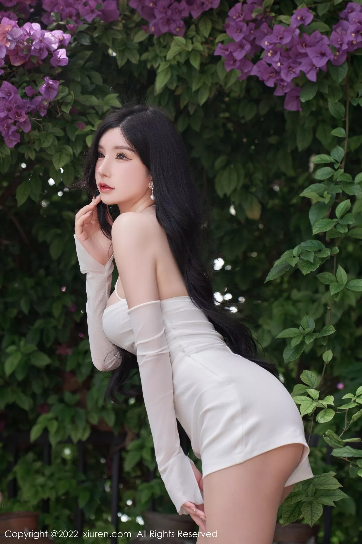 秀人集.com_[XiuRen秀人网]No.5271_女神周于希Sally心愿旅拍户外白色轻透服饰秀完美身材诱惑写真89P