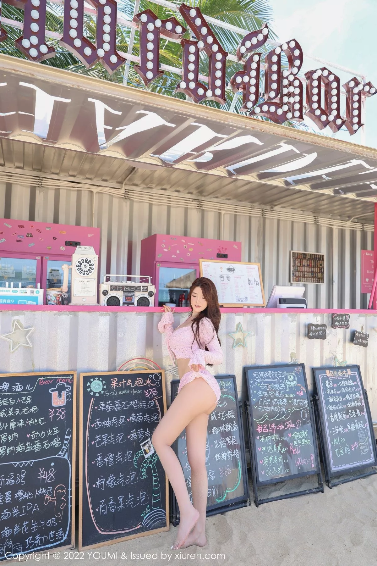 秀人集.com_[YouMi尤蜜荟]Vol.815_模特小海臀Rena海南万宁旅拍性感粉色服饰秀浑圆美臀诱惑写真68P