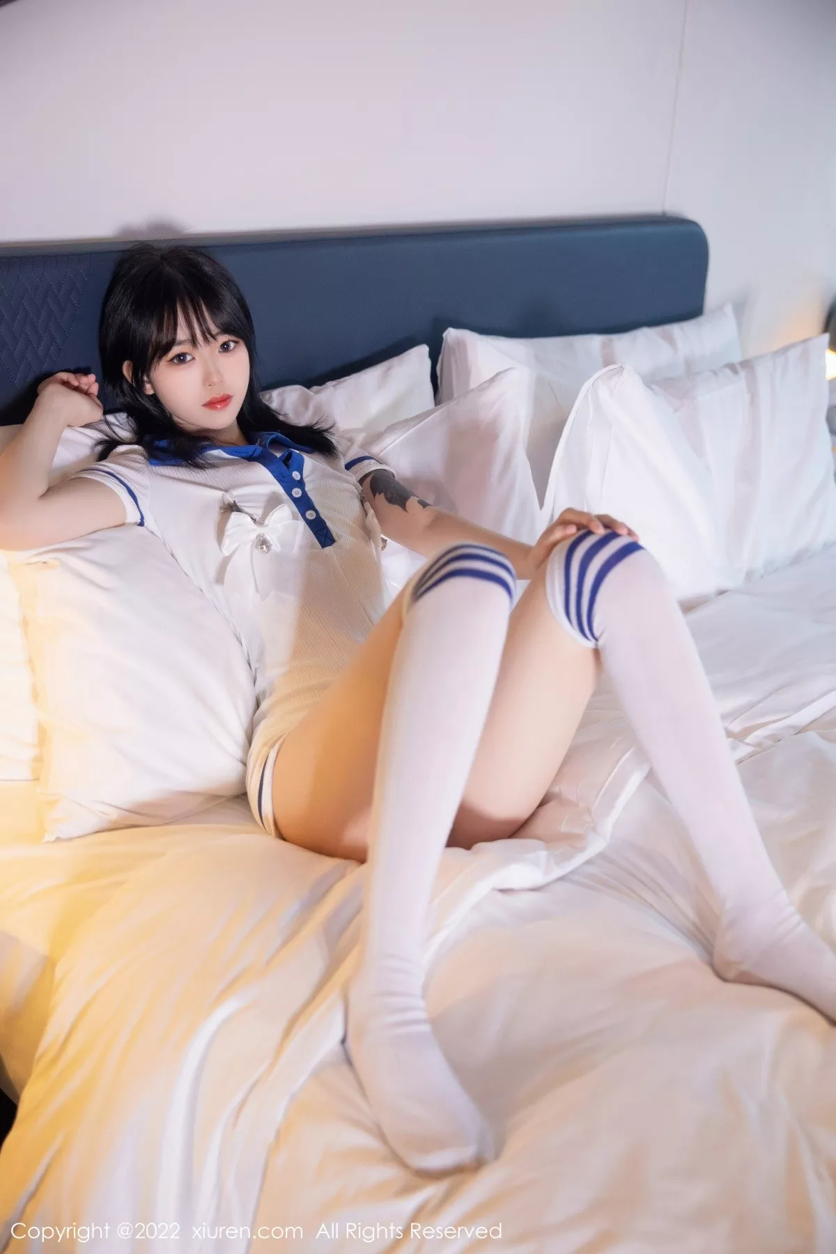 秀人集.com_[XiuRen秀人网]No.5291_模特奶瓶性感白色水手服饰配白色长袜秀苗条身材迷人美腿写真88P