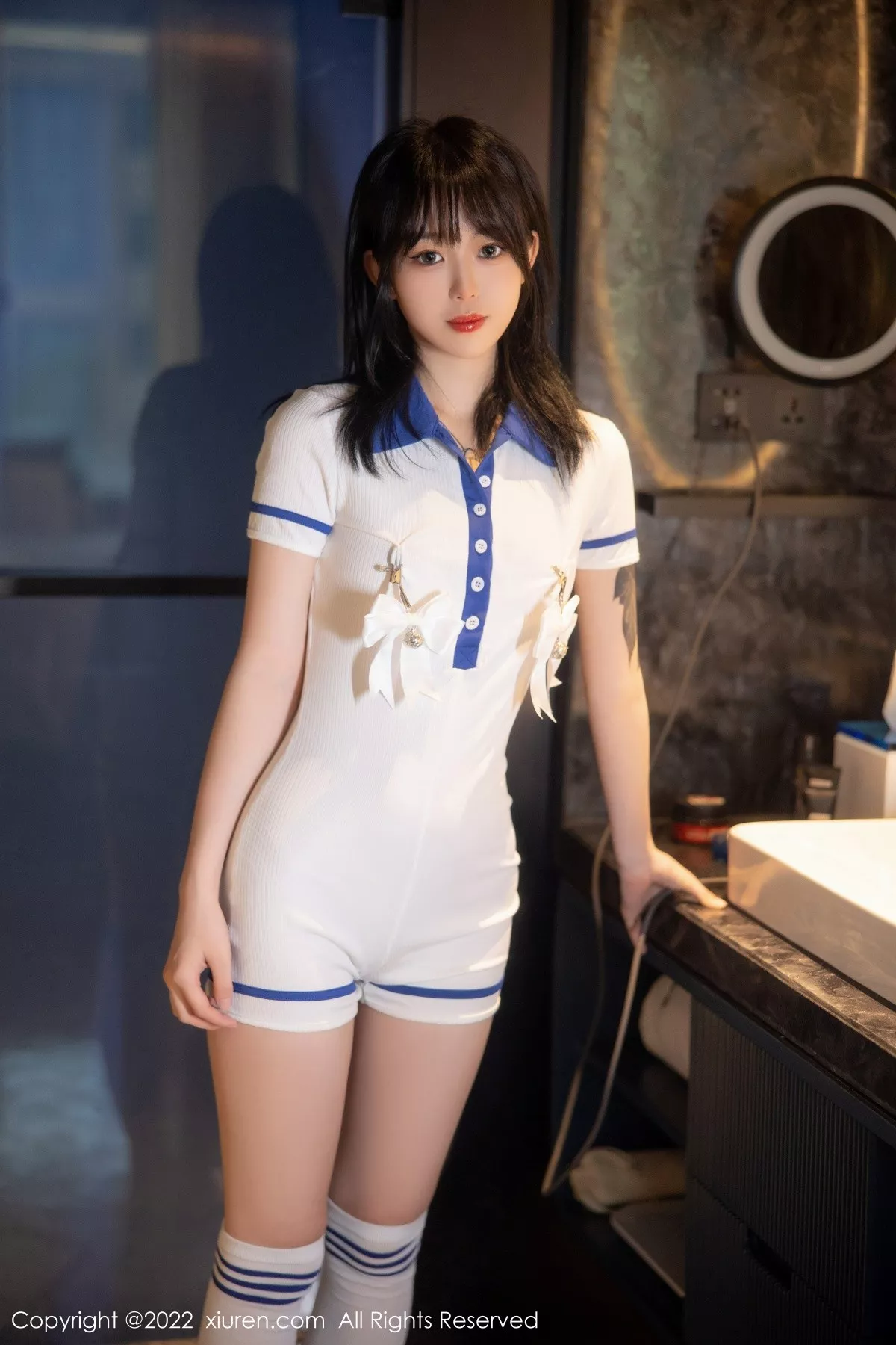 秀人集.com_[XiuRen秀人网]No.5291_模特奶瓶性感白色水手服饰配白色长袜秀苗条身材迷人美腿写真88P