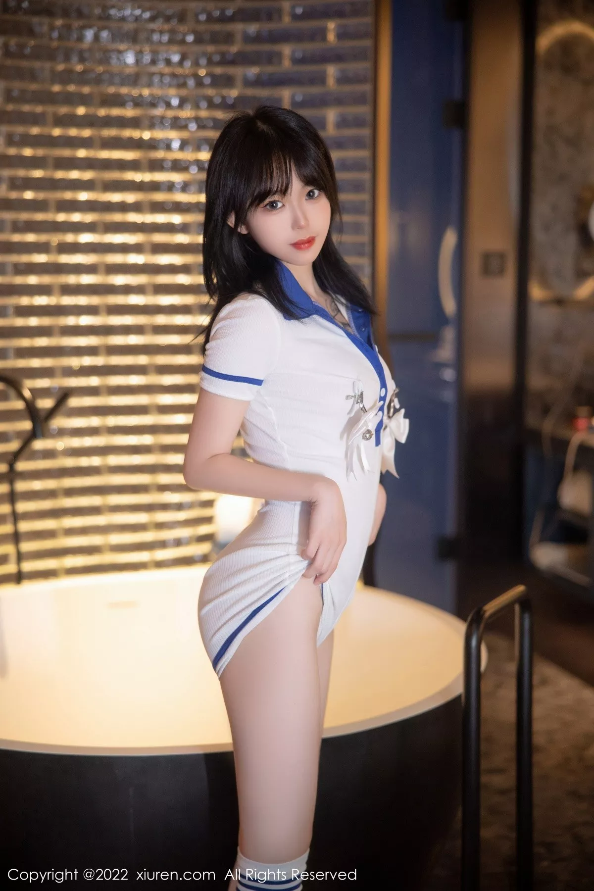 秀人集.com_[XiuRen秀人网]No.5291_模特奶瓶性感白色水手服饰配白色长袜秀苗条身材迷人美腿写真88P