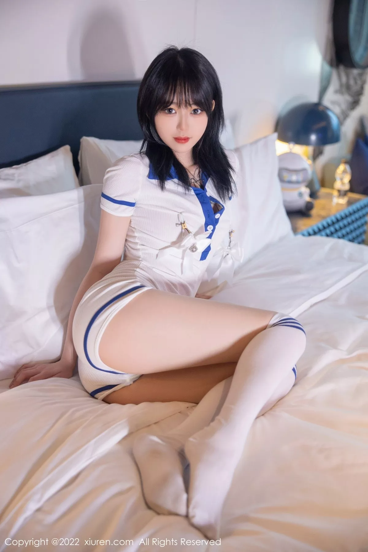 秀人集.com_[XiuRen秀人网]No.5291_模特奶瓶性感白色水手服饰配白色长袜秀苗条身材迷人美腿写真88P