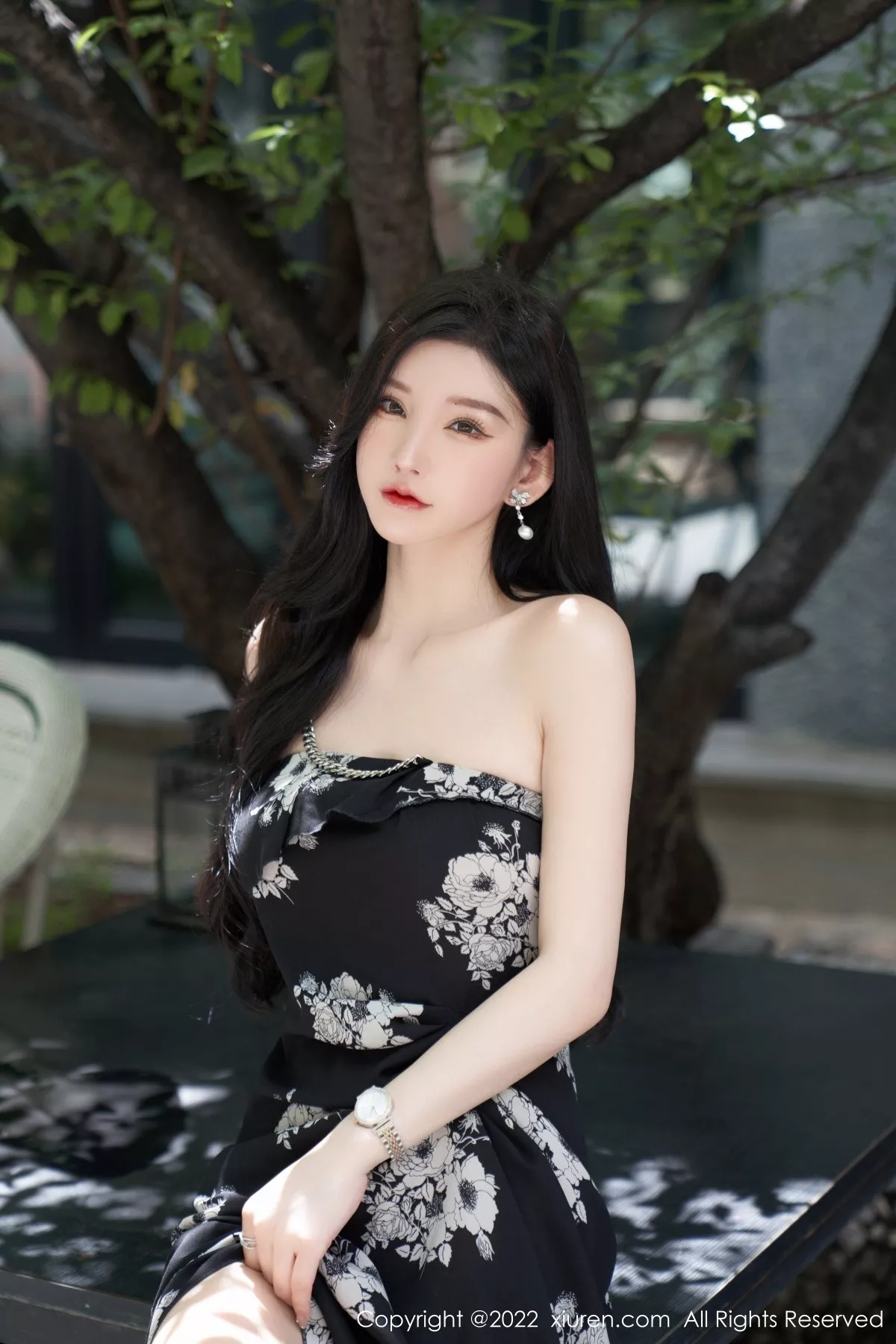 秀人集.com_[XiuRen秀人网]No.5307_女神周于希Sally心愿旅拍黑色露肩连衣长裙秀完美身材诱惑写真90P