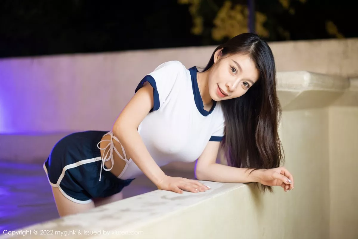 秀人集.com_[MyGirl美媛馆]Vol.633_模特Vetive酒店大浴缸半脱露白色高叉连体衣秀浑圆翘臀诱惑写真47P