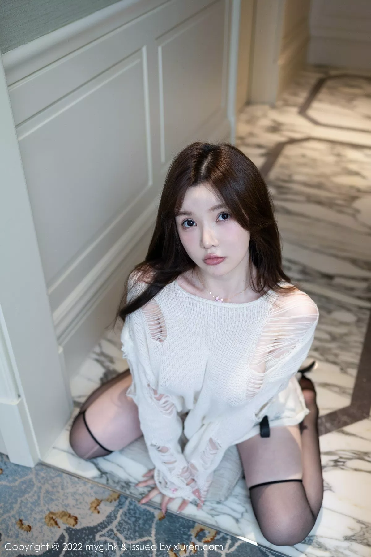 秀人集.com_[MyGirl美媛馆]Vol.634_模特糯美子私房白色轻透宽松上衣配黑丝袜秀完美身材诱惑写真68P