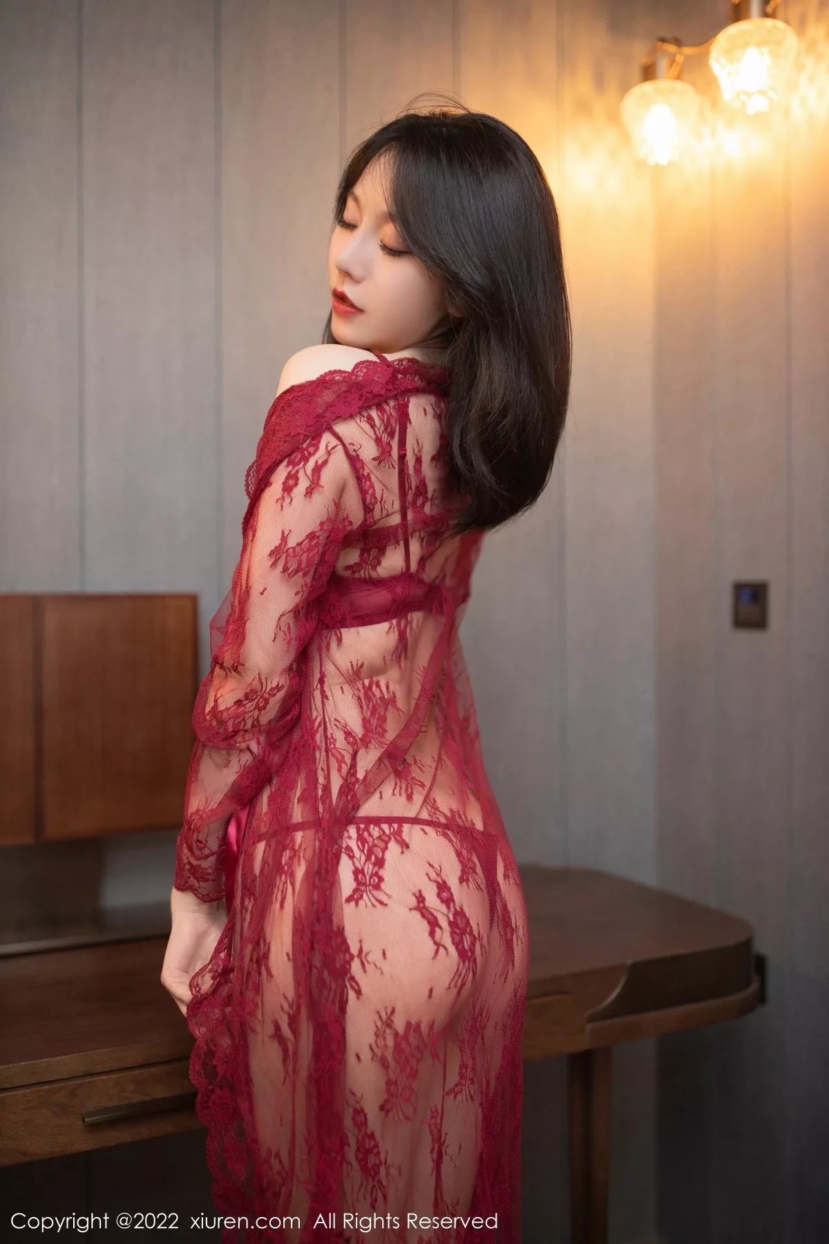 秀人集.com_[XiuRen秀人网]No.5371_模特安然anran云南旅拍红色轻透情趣服配蕾丝袜撩人诱惑写真85P