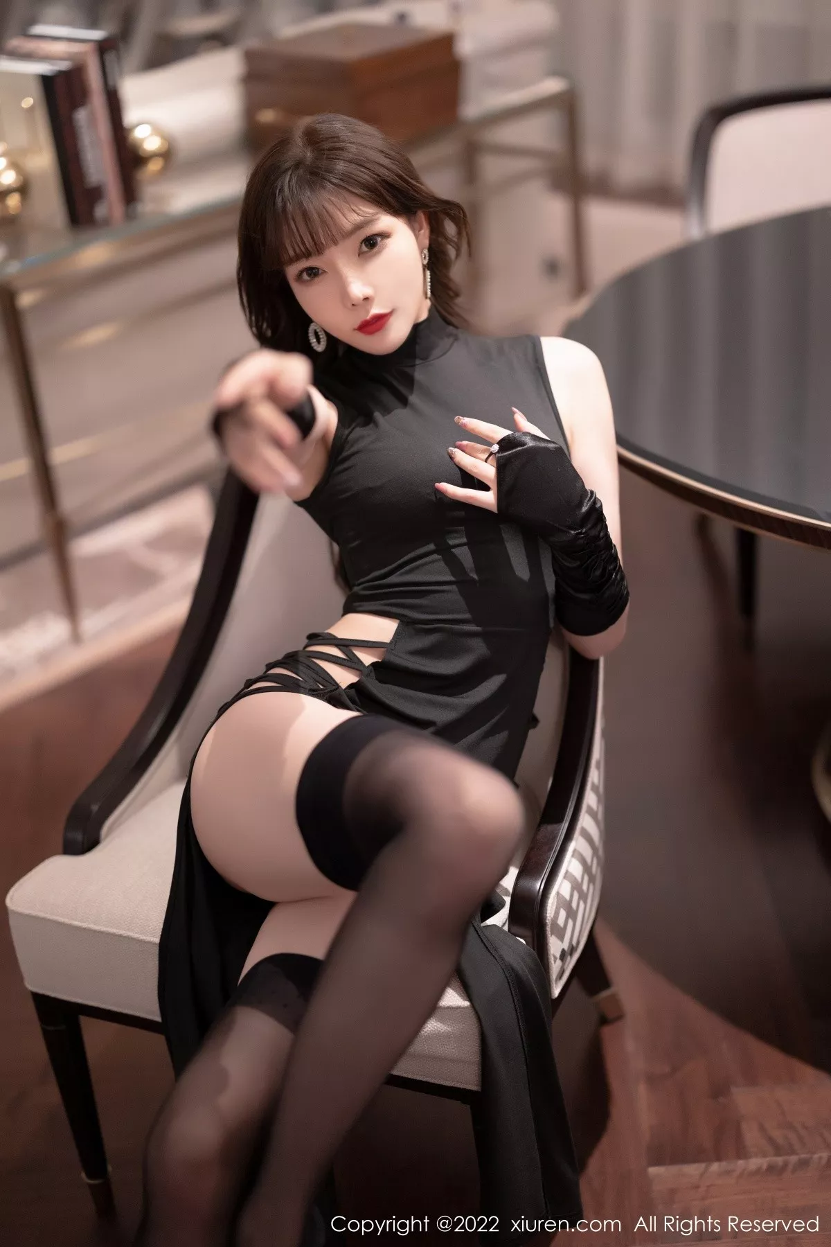 秀人集.com_[XiuRen秀人网]No.5374_女神徐莉芝Booty厦门旅拍黑色轻透情趣内衣秀完美身材诱惑写真100P