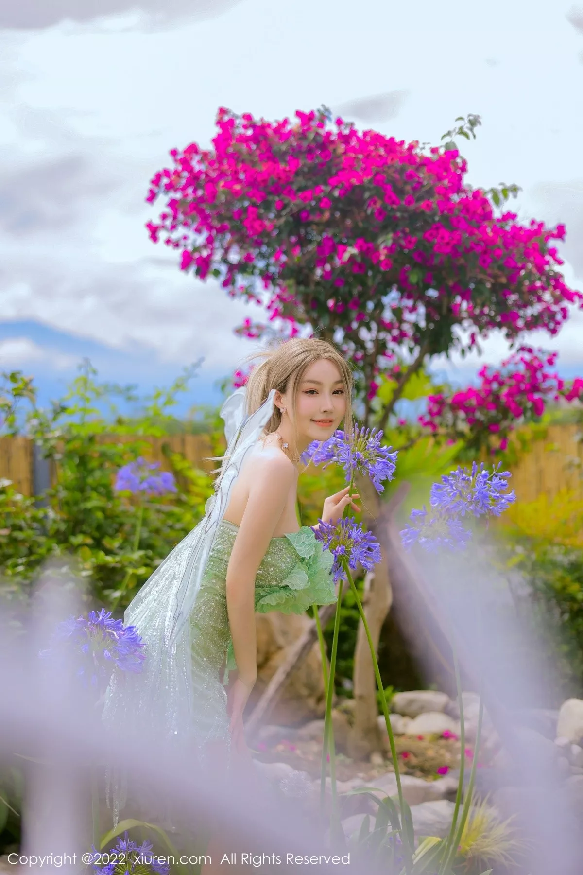 秀人集.com_[XiuRen秀人网]No.5382_女神朱可儿Flora大理旅拍绿色精灵服饰低胸秀傲人豪乳诱惑写真68P