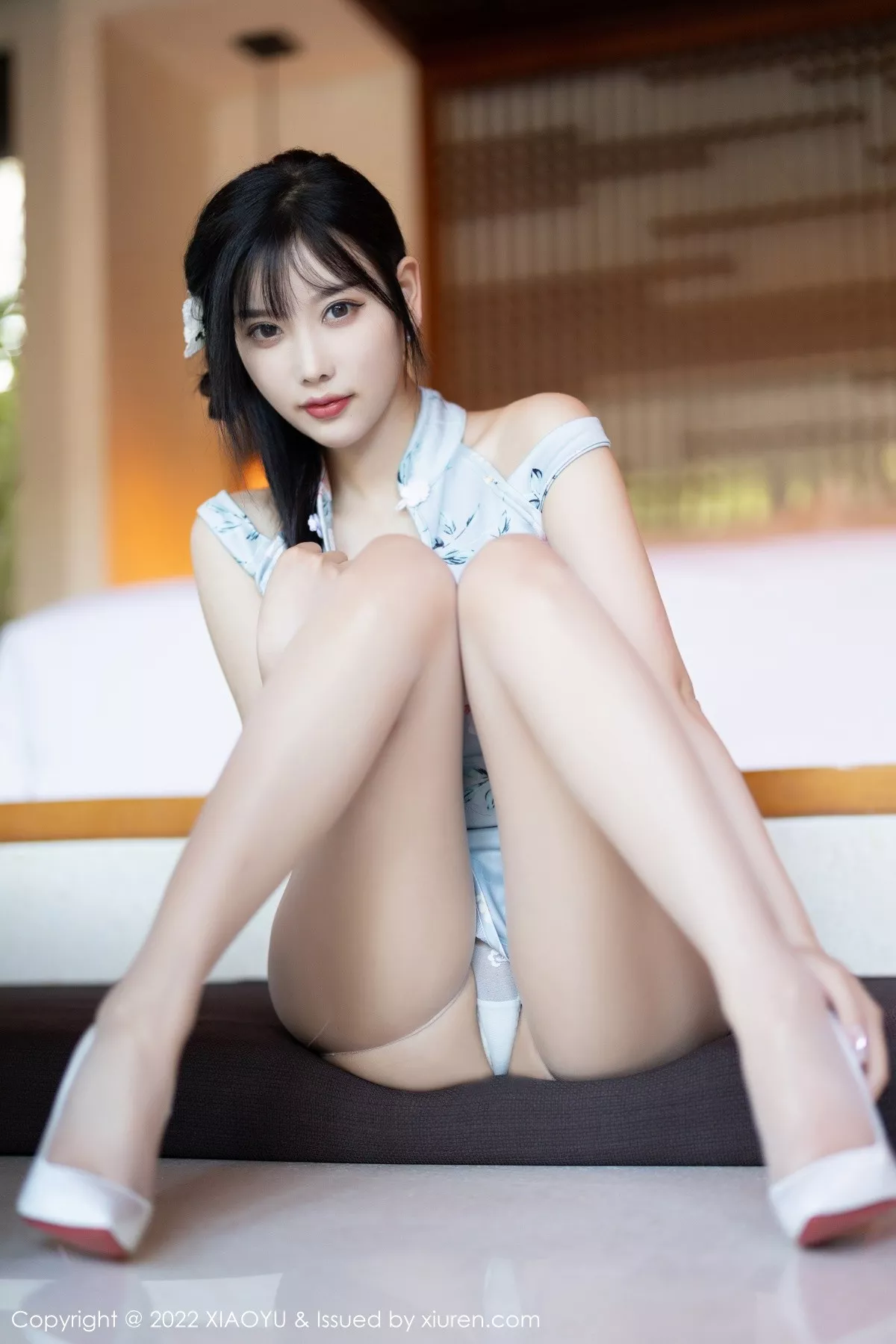 秀人集.com_[XiaoYu画语界]Vol.836_女神杨晨晨Yome户外淡蓝旗袍+室内轻透蕾丝睡衣惹火诱惑写真83P