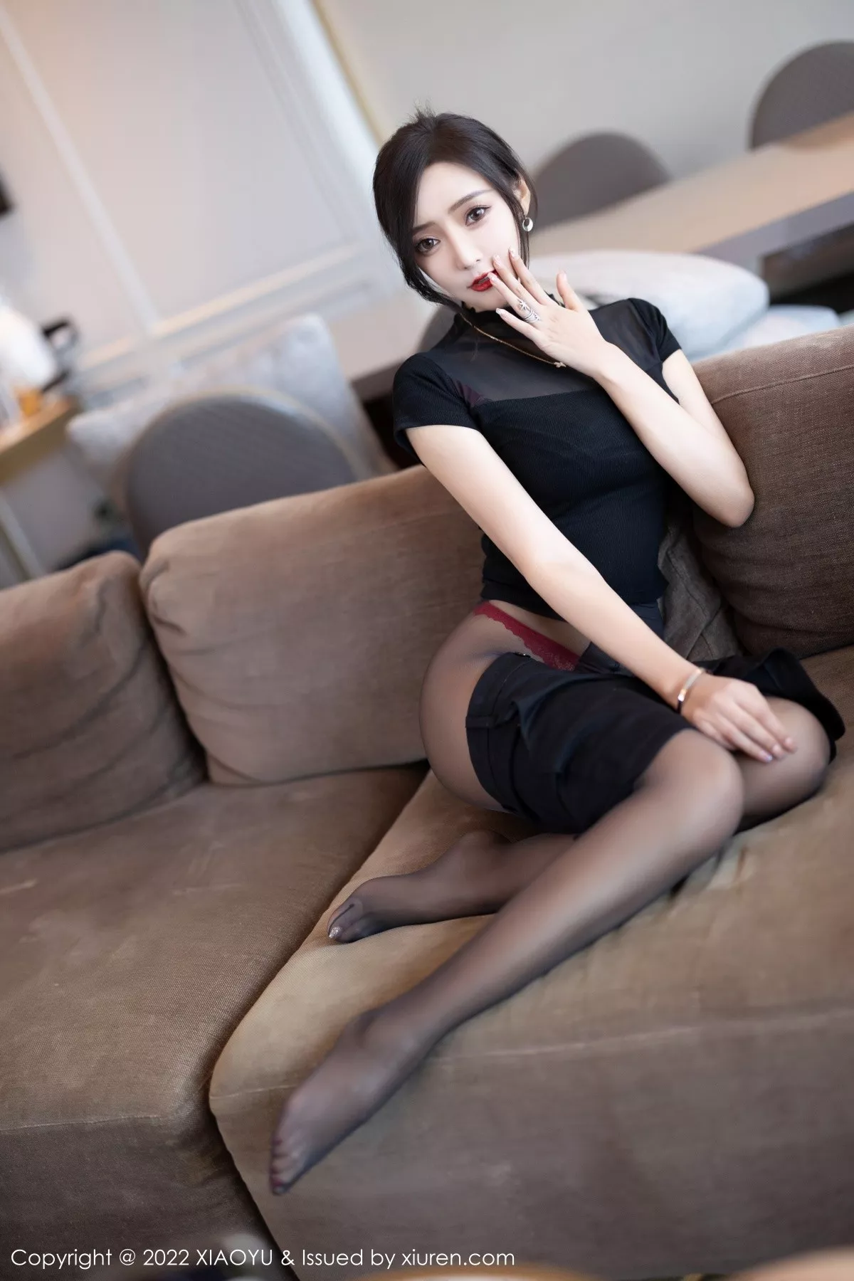 秀人集.com_[XiaoYu画语界]Vol.837_女神王馨瑶yanni脱黑色轻透服露性感红色蕾丝内衣迷人诱惑写真83P