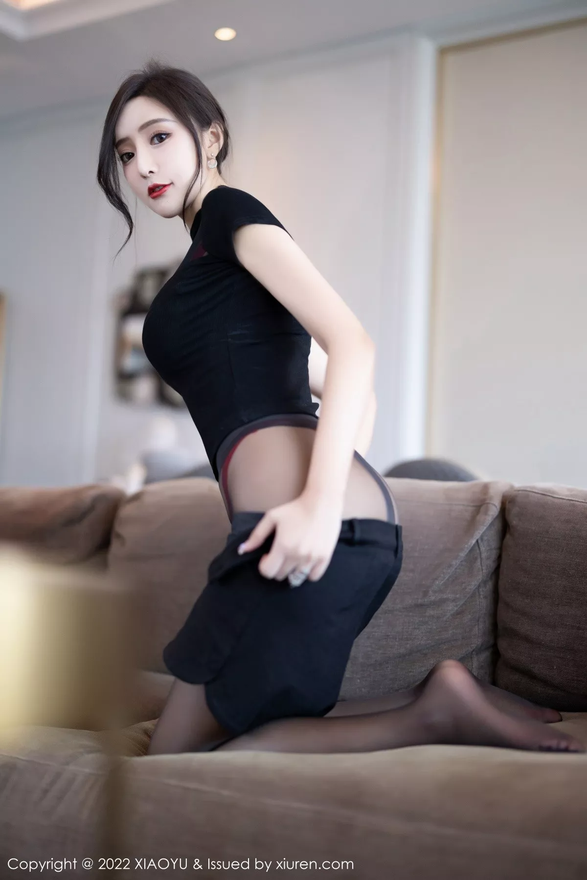 秀人集.com_[XiaoYu画语界]Vol.837_女神王馨瑶yanni脱黑色轻透服露性感红色蕾丝内衣迷人诱惑写真83P