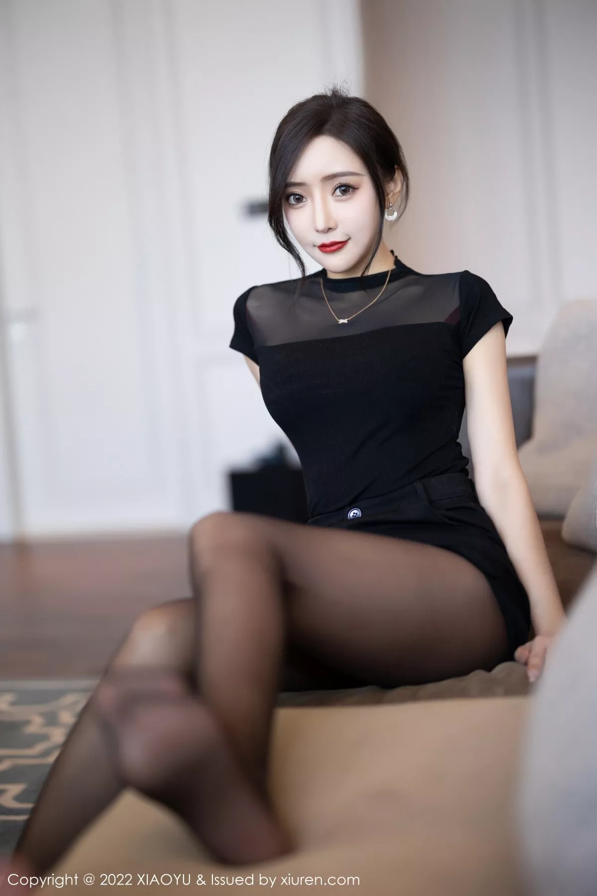 秀人集.com_[XiaoYu画语界]Vol.837_女神王馨瑶yanni脱黑色轻透服露性感红色蕾丝内衣迷人诱惑写真83P