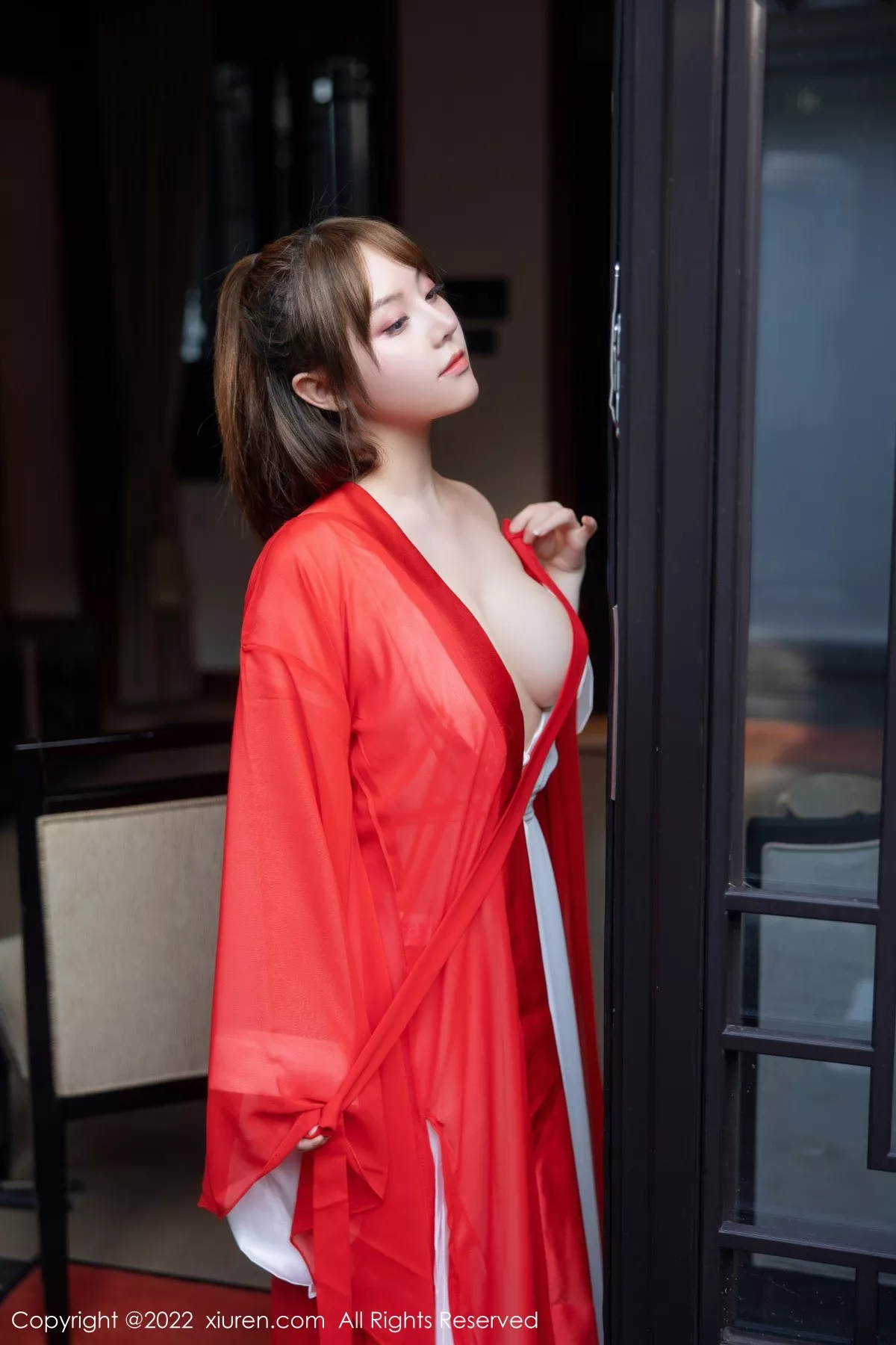 秀人集.com_[XiuRen秀人网]No.5414_模特豆瓣酱性感红色唐韵古装服饰半脱露傲人豪乳惹火诱惑写真80P