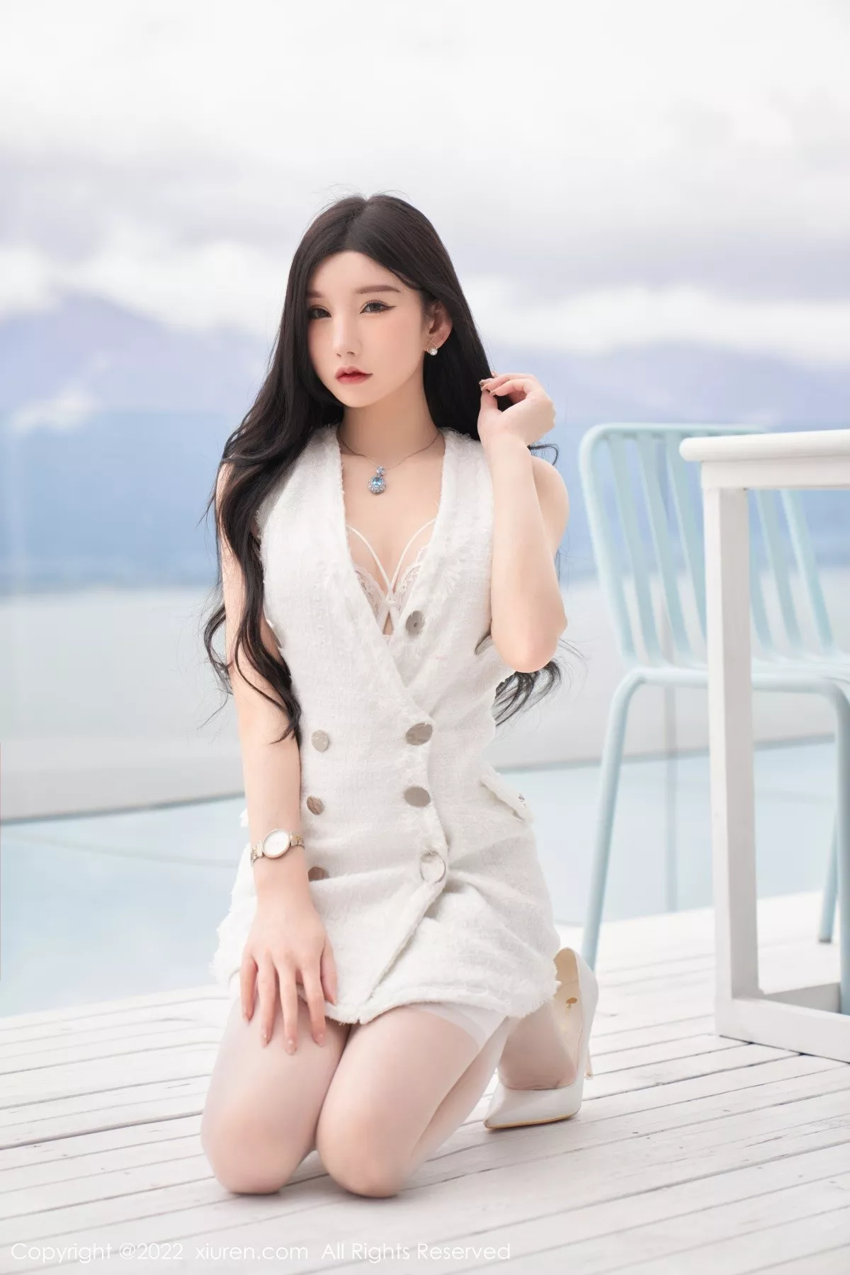 秀人集.com_[XiuRen秀人网]No.5418_女神周于希Sally心愿旅拍脱白色外衣露白色蕾丝内衣诱惑写真73P