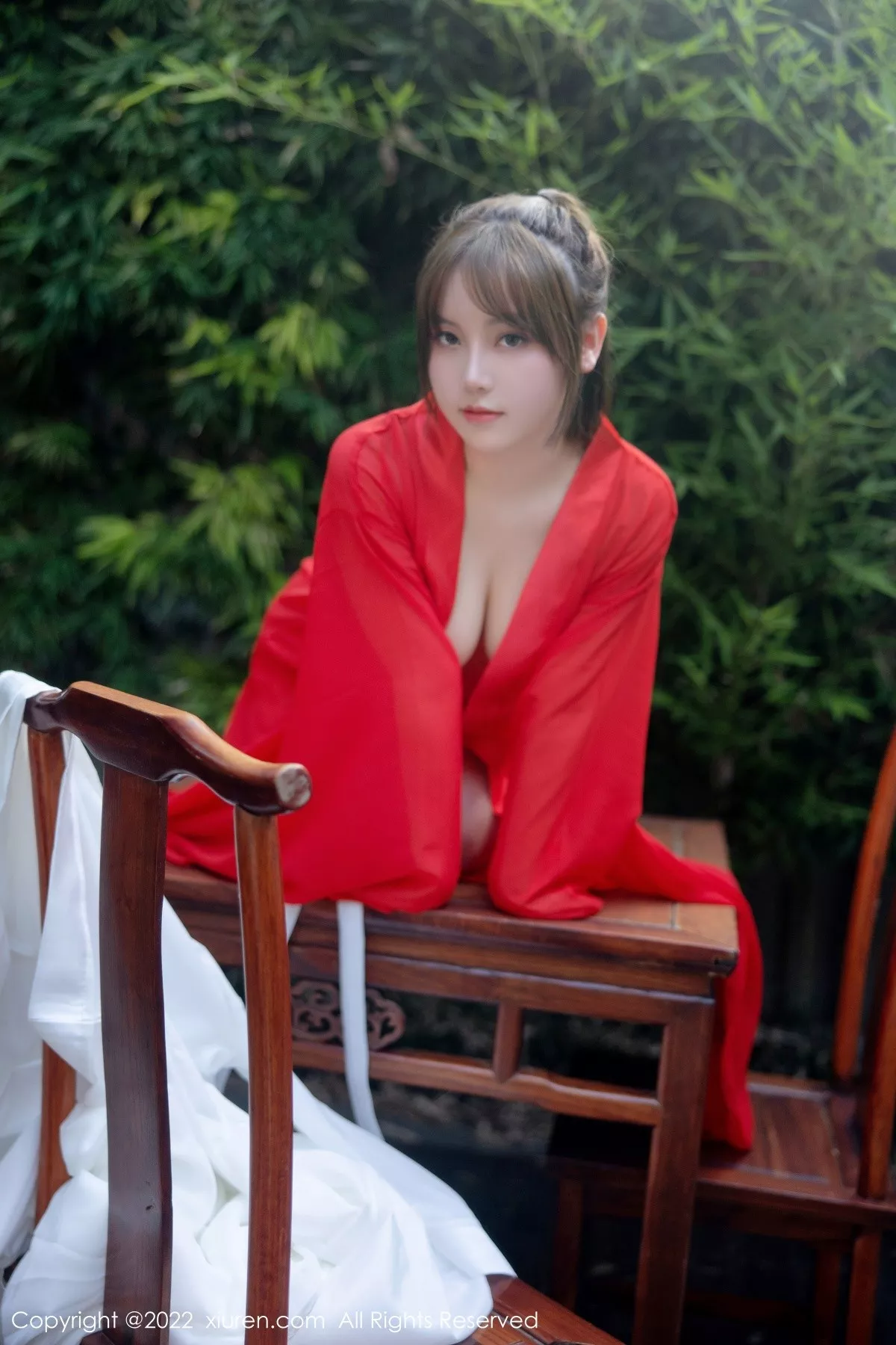 秀人集.com_[XiuRen秀人网]No.5414_模特豆瓣酱性感红色唐韵古装服饰半脱露傲人豪乳惹火诱惑写真80P
