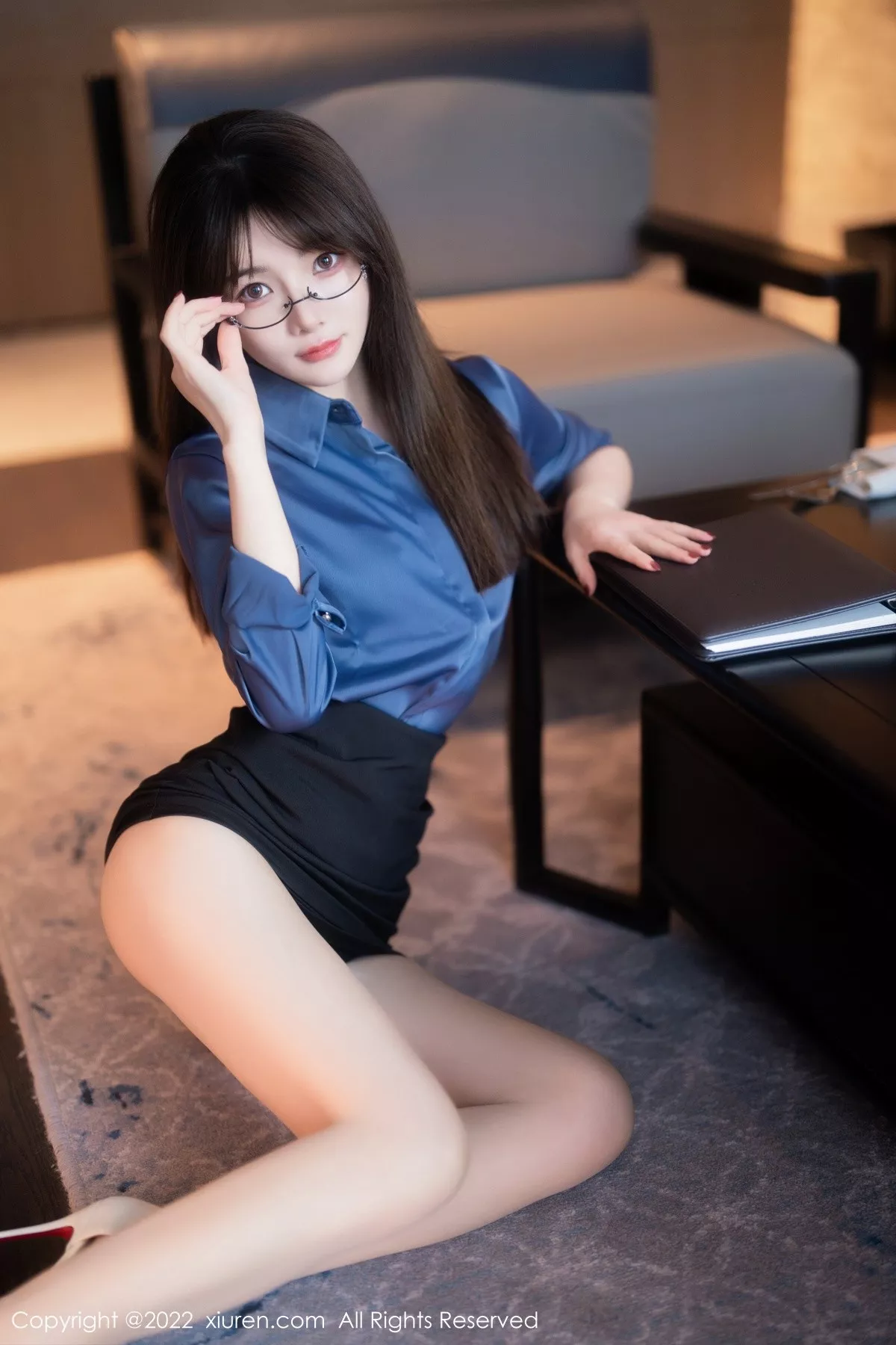 秀人集.com_[XiuRen秀人网]No.5419_模特婠婠么文员角色扮演半脱露蕾丝内衣超薄无内肉丝诱惑写真75P